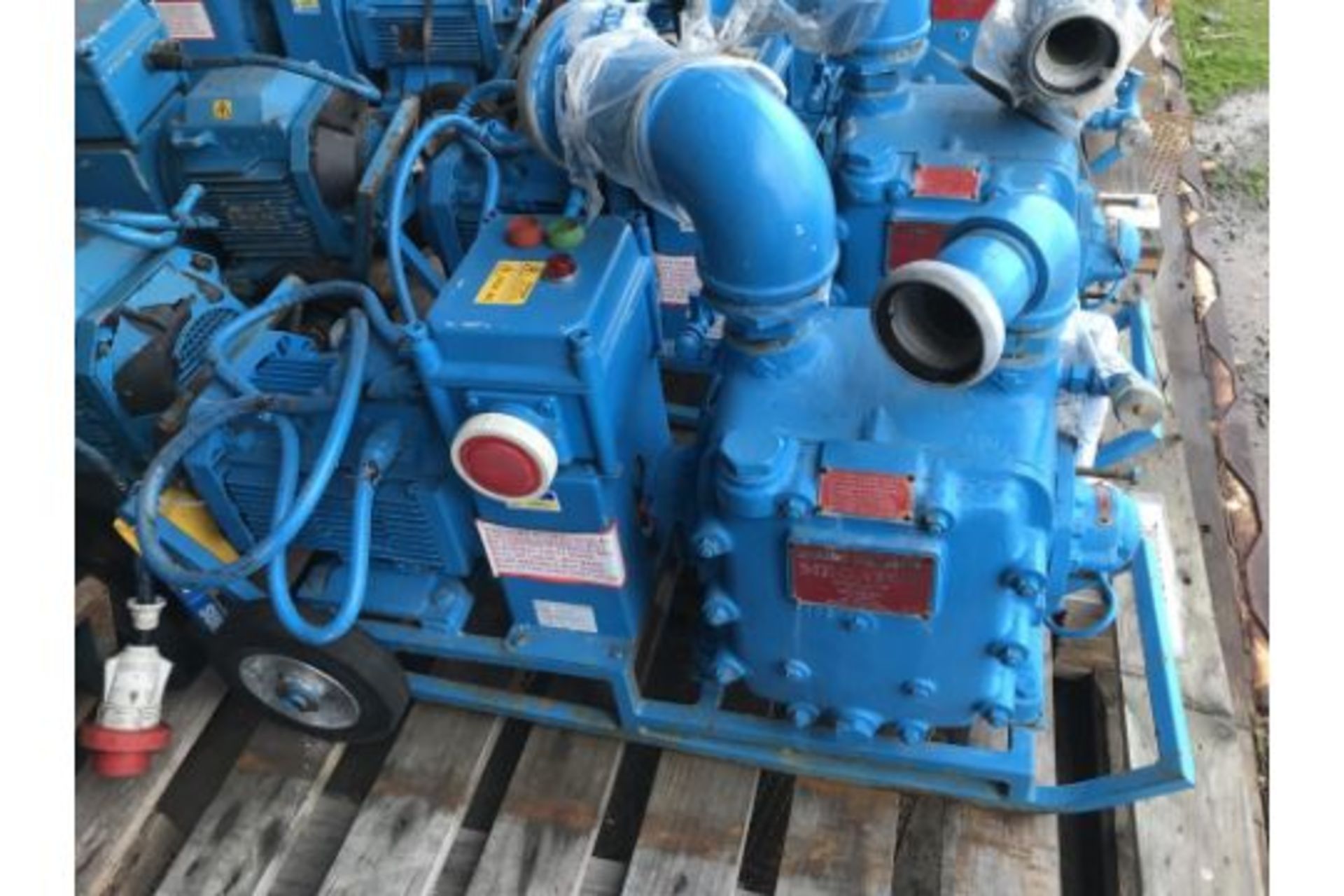 MEGATOR MODEL L150 SELF-PRIMING PUMP, Ex Standby