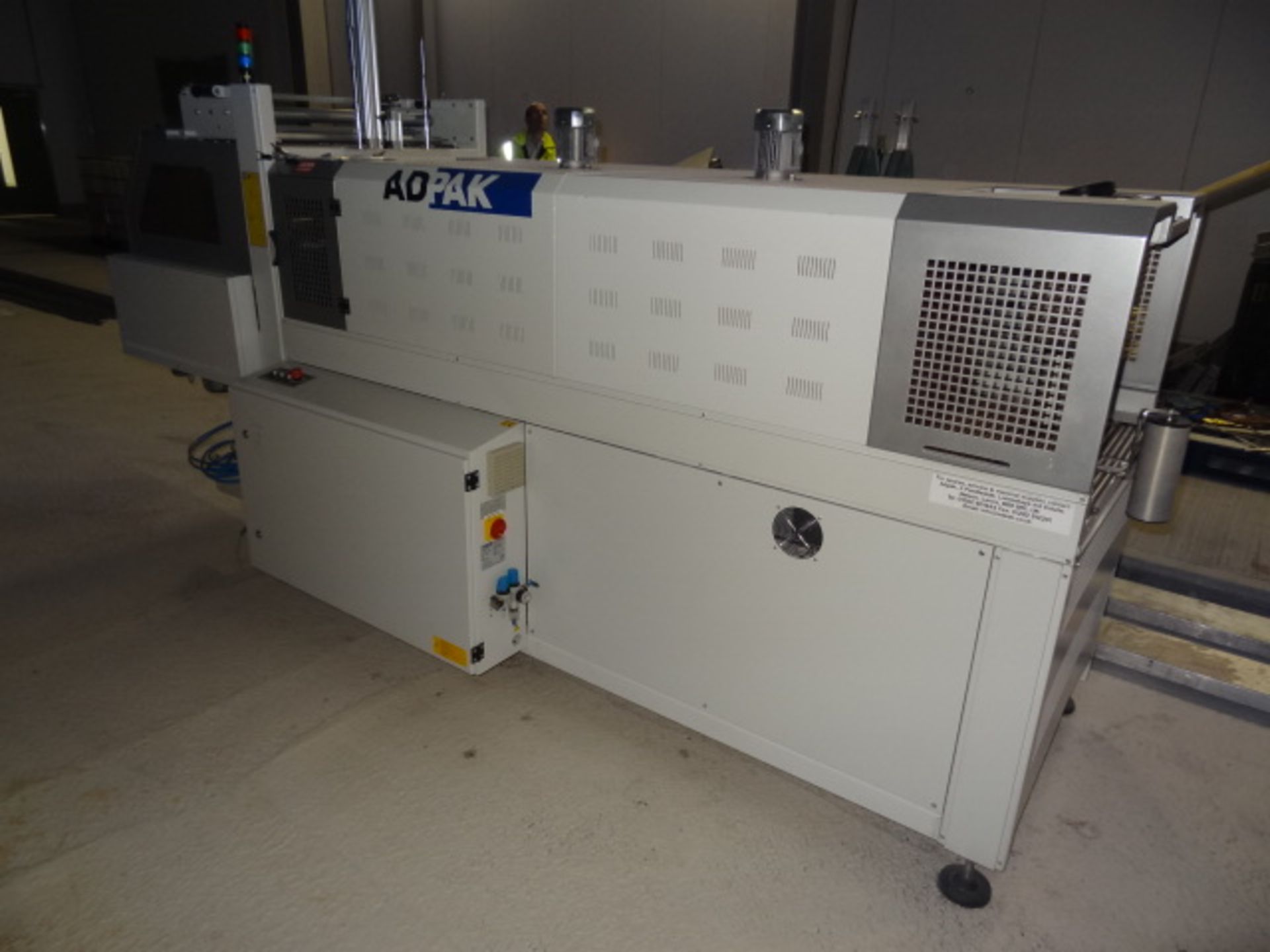 Adpak BP802AR 230R Overwrapper and shinktunnel - Image 5 of 10