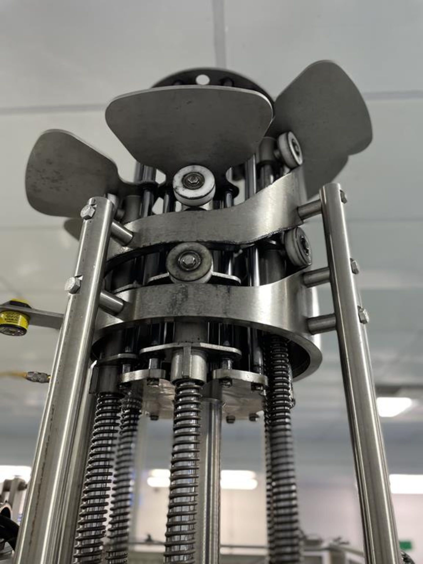 Carruthers Rotary Six Head Can Filler with 6 Filling Heads and 6 Tamping Heads - Image 11 of 16