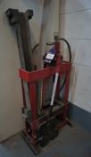 Hydraulic bench press