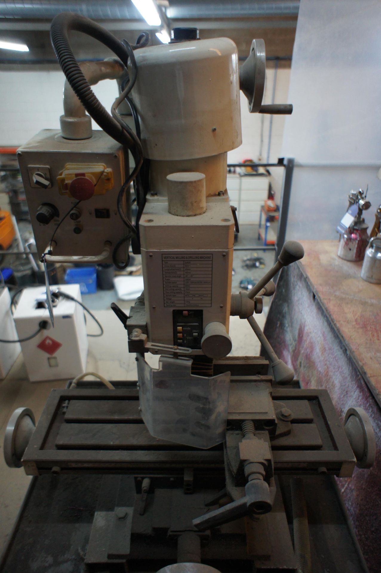 XJ9520 vertical milling/drilling machine 240volts - Image 4 of 7