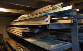 Quantity of various aluminium profile to stock rac