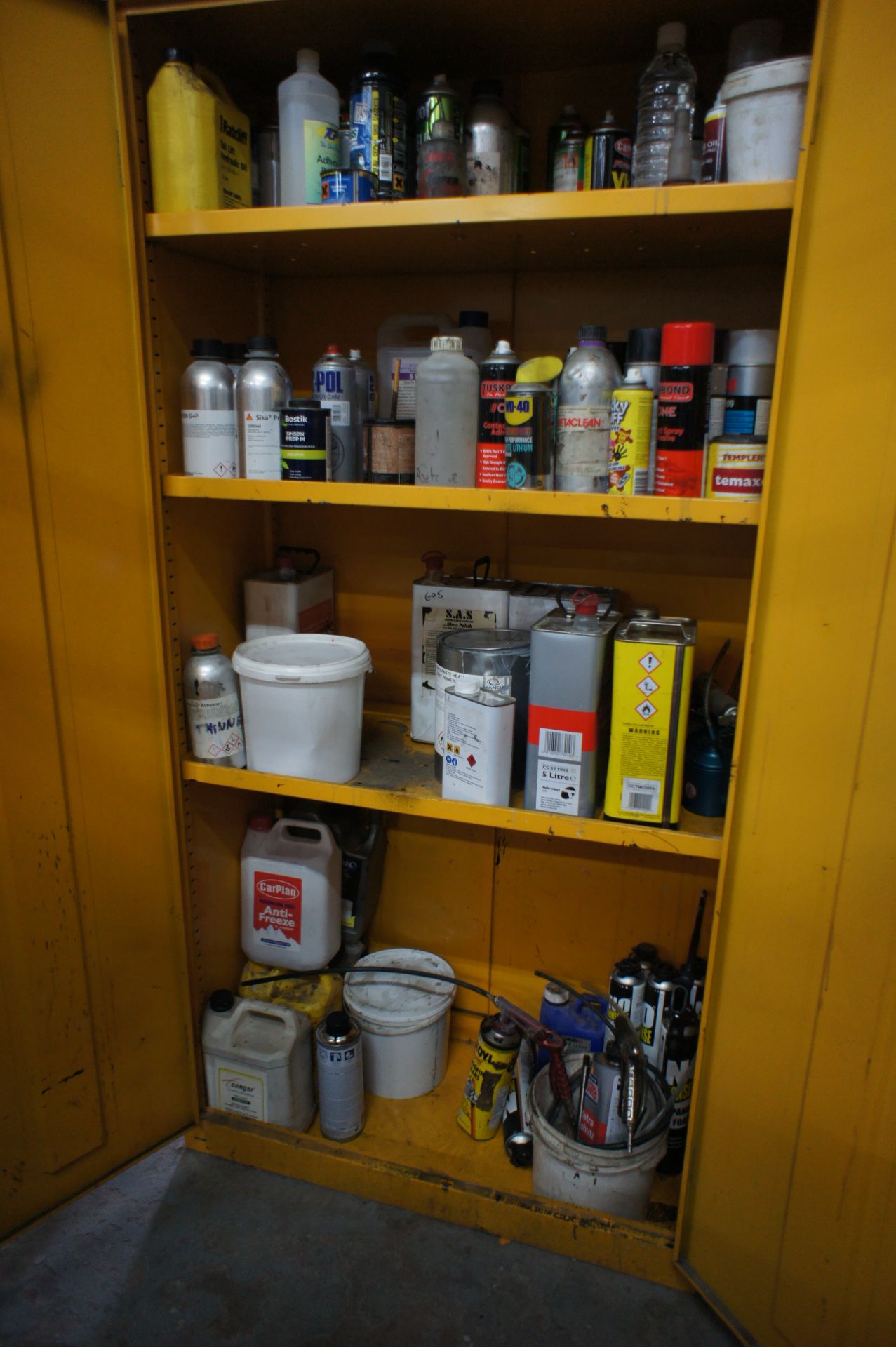 2 x Double door flammable cabinets and contents - Image 3 of 6