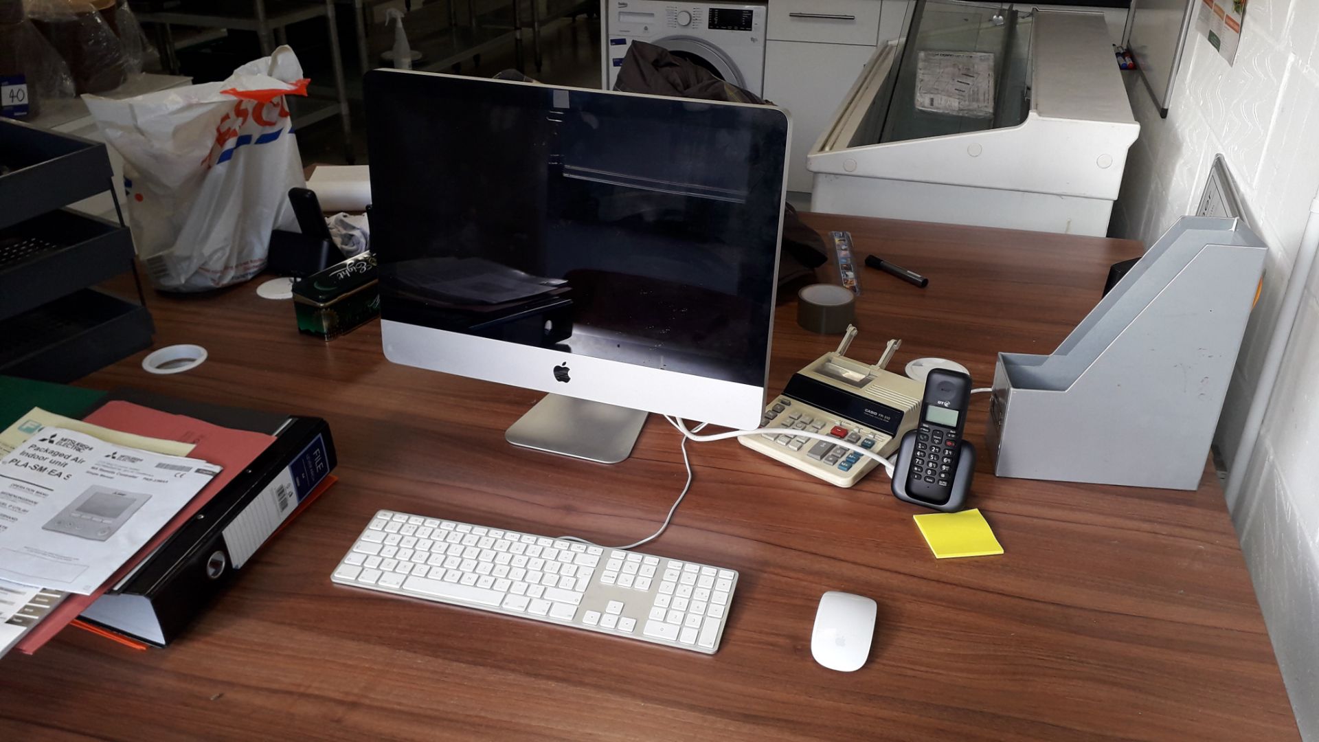 Apple iMac 21.5 inch 2.7GHz Core i5, 4GB RAM 1TB H - Image 8 of 8