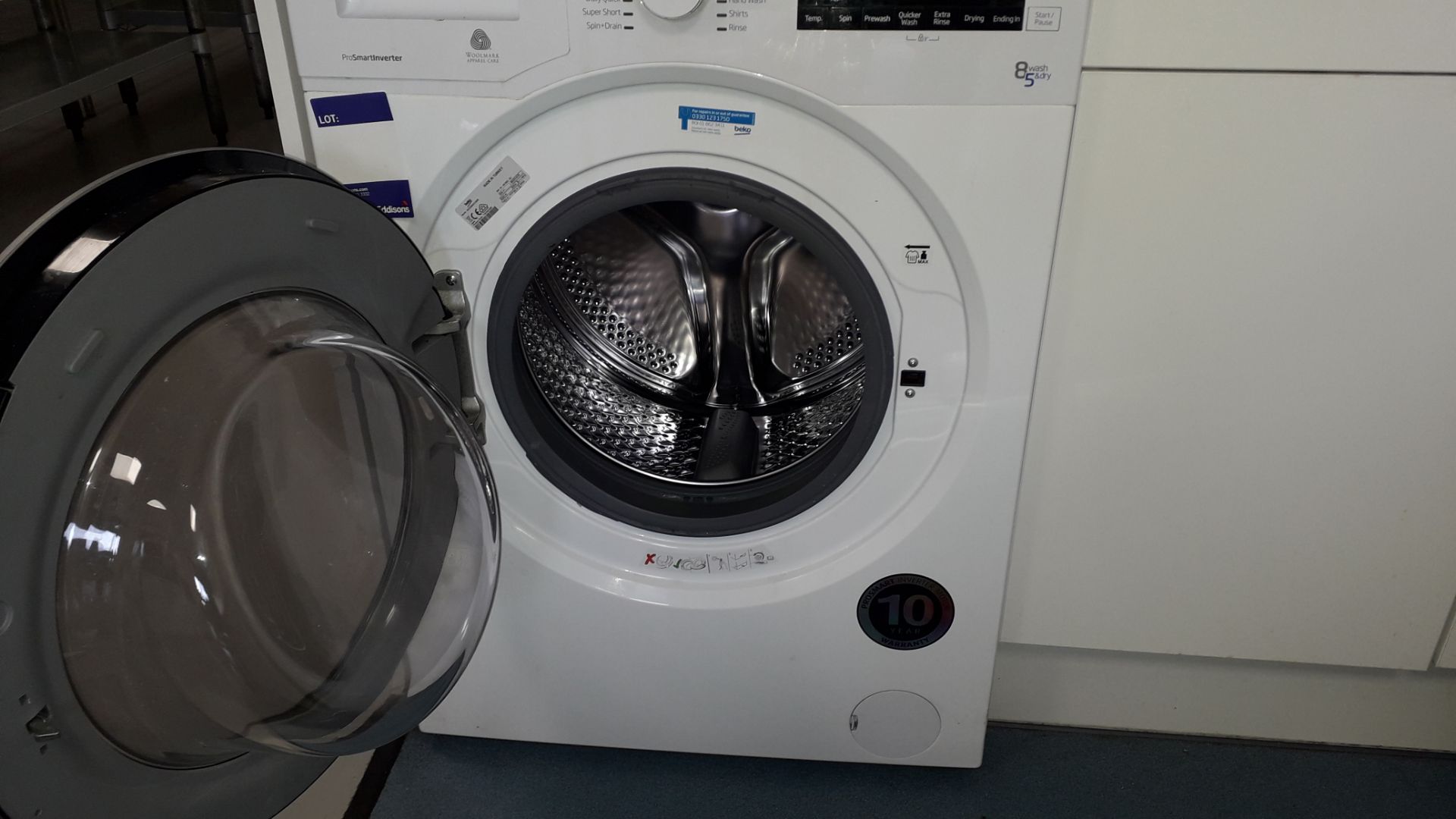 Beko WDX8543130W Freestanding 8kg Wash 5KG Dry Was - Image 2 of 4