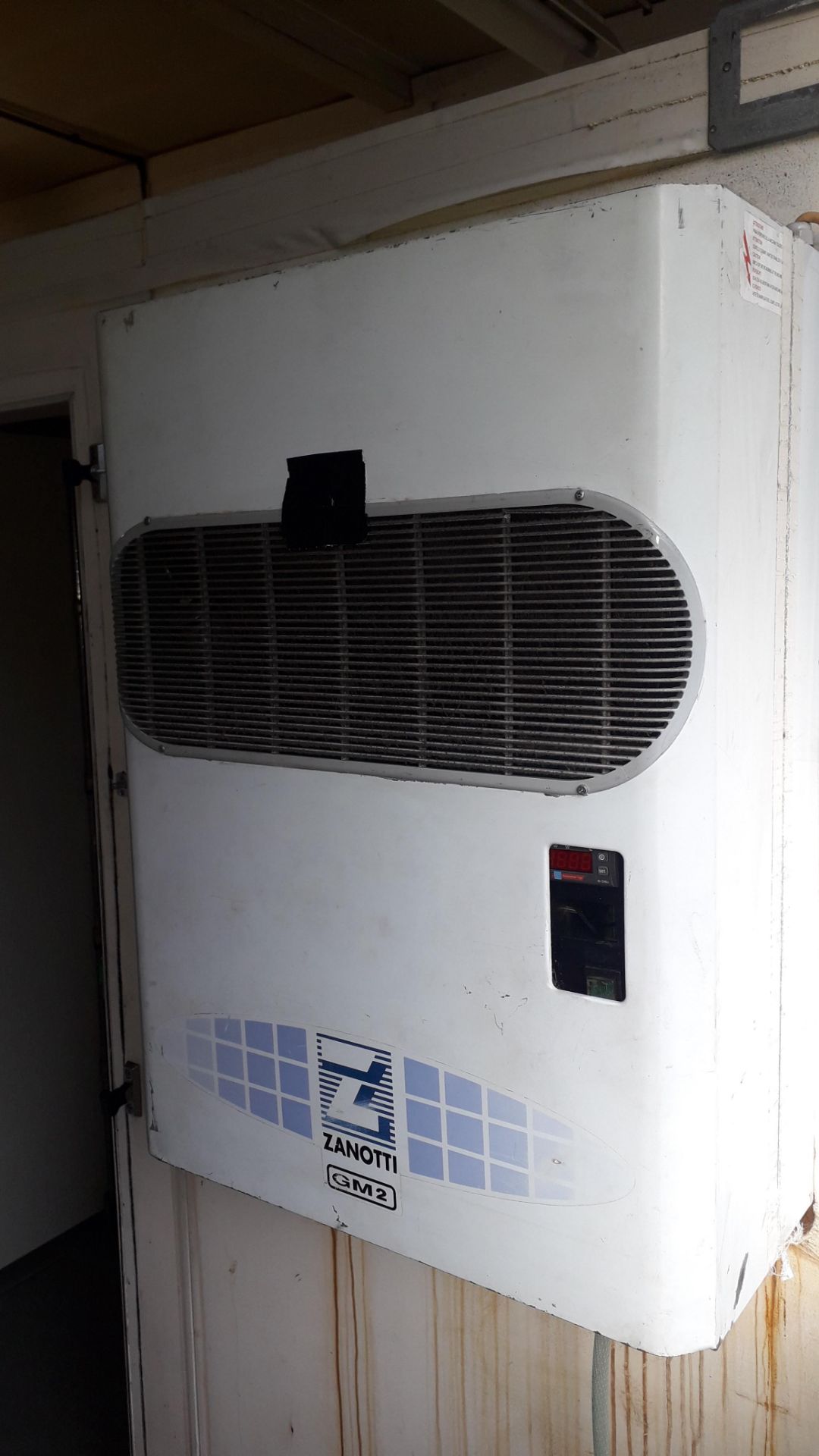 Walk In Cold Room 2400 x 2400 x 2200(H) with Zanotti GM2 Monoblock Chiller Unit 240v – Buyer to - Image 4 of 8