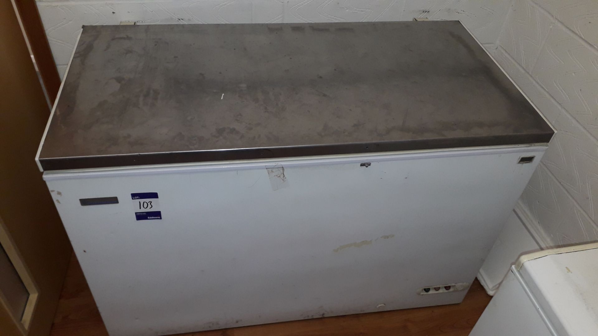 Elcold EL45SS Stainless Steel Lid 1300mm Chest Freezer Serial Number 03090609. Located at Fresco's