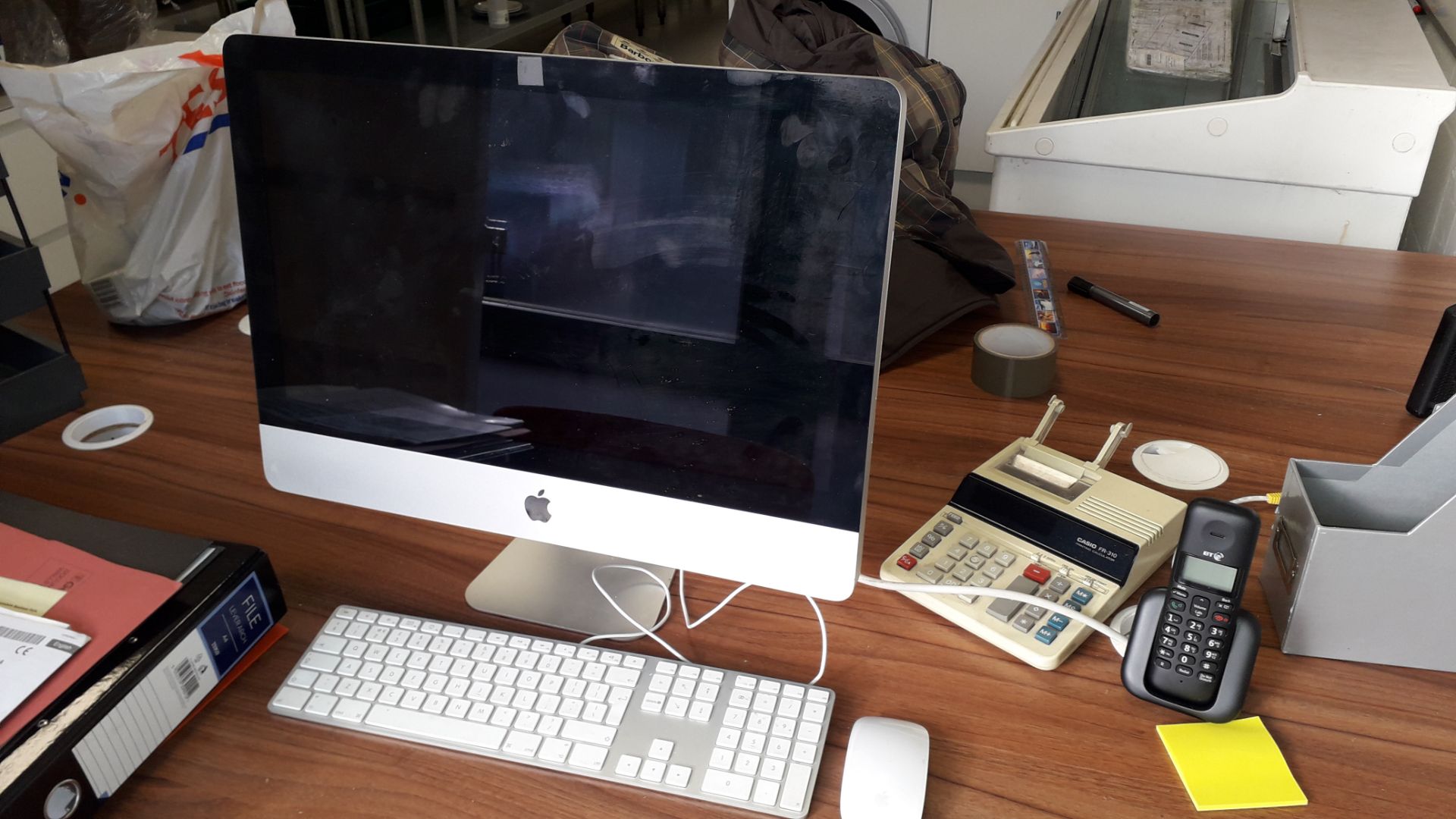 Apple iMac 21.5 inch 2.7GHz Core i5, 4GB RAM 1TB H