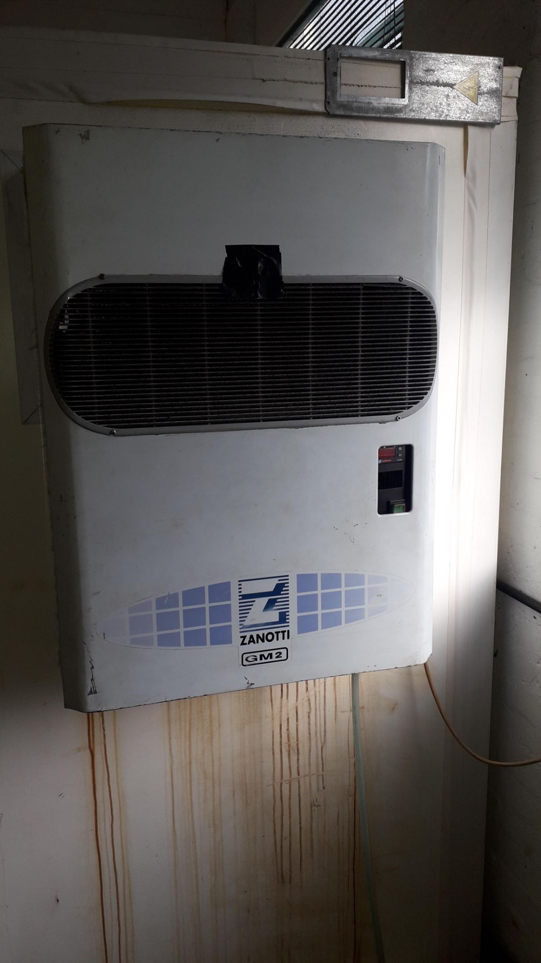 Walk In Cold Room 2400 x 2400 x 2200(H) with Zanotti GM2 Monoblock Chiller Unit 240v – Buyer to - Image 3 of 8
