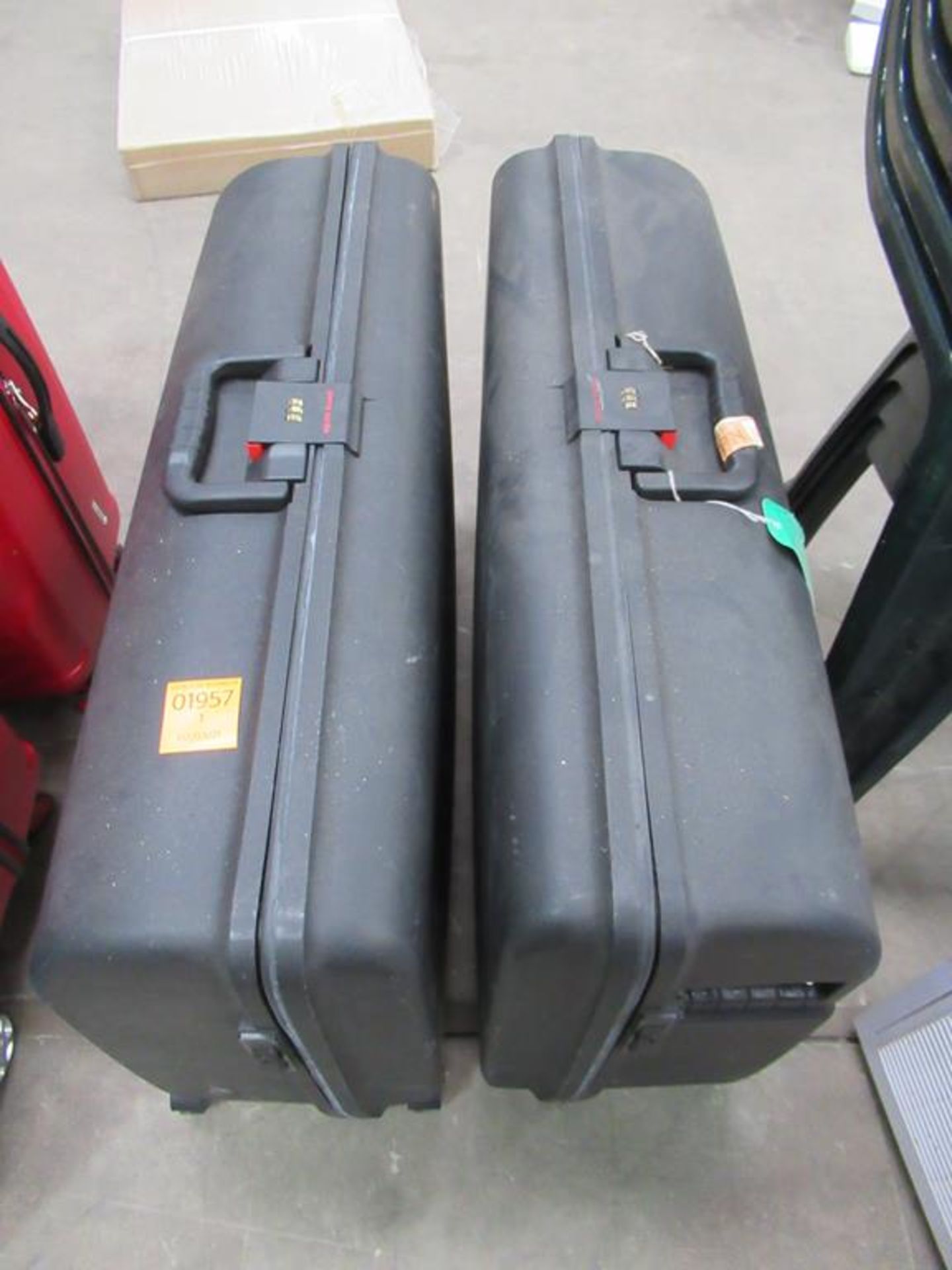 5 x luggage cases - Image 2 of 2