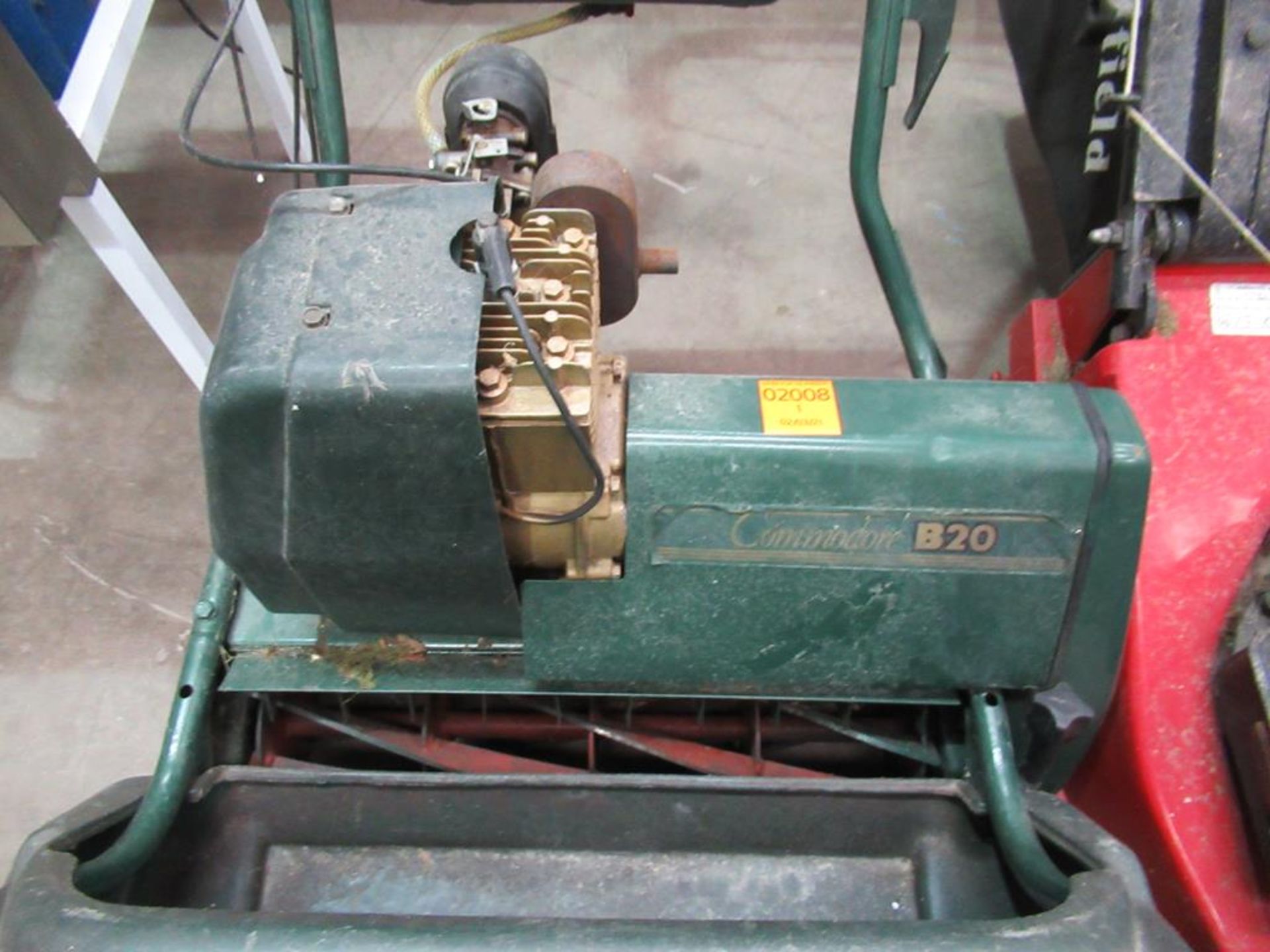 Atco Commodore B20 lawnmower - Image 2 of 2