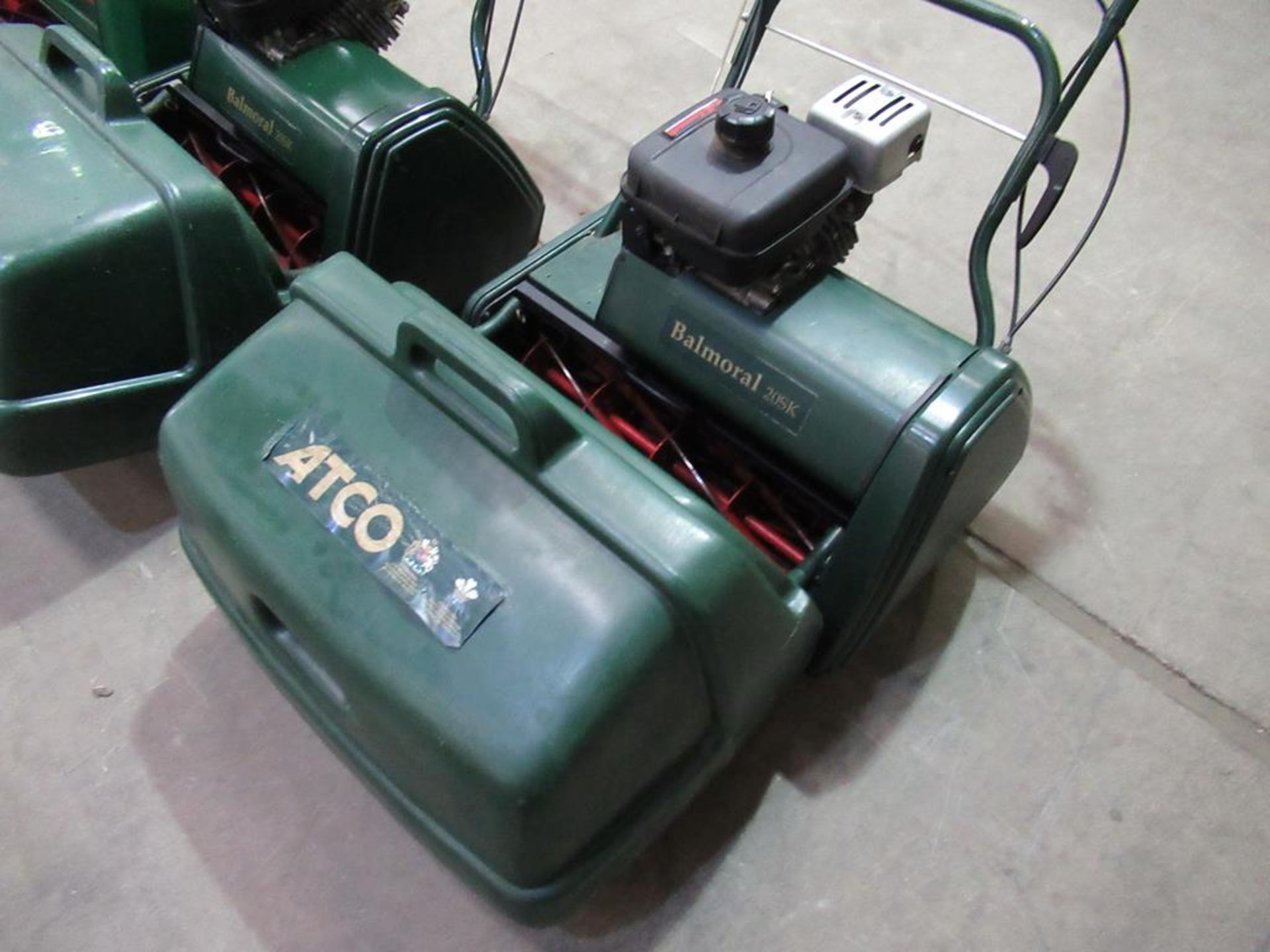 ATCO Balmoral 205K self propelled petrol lawn mower - Image 2 of 3