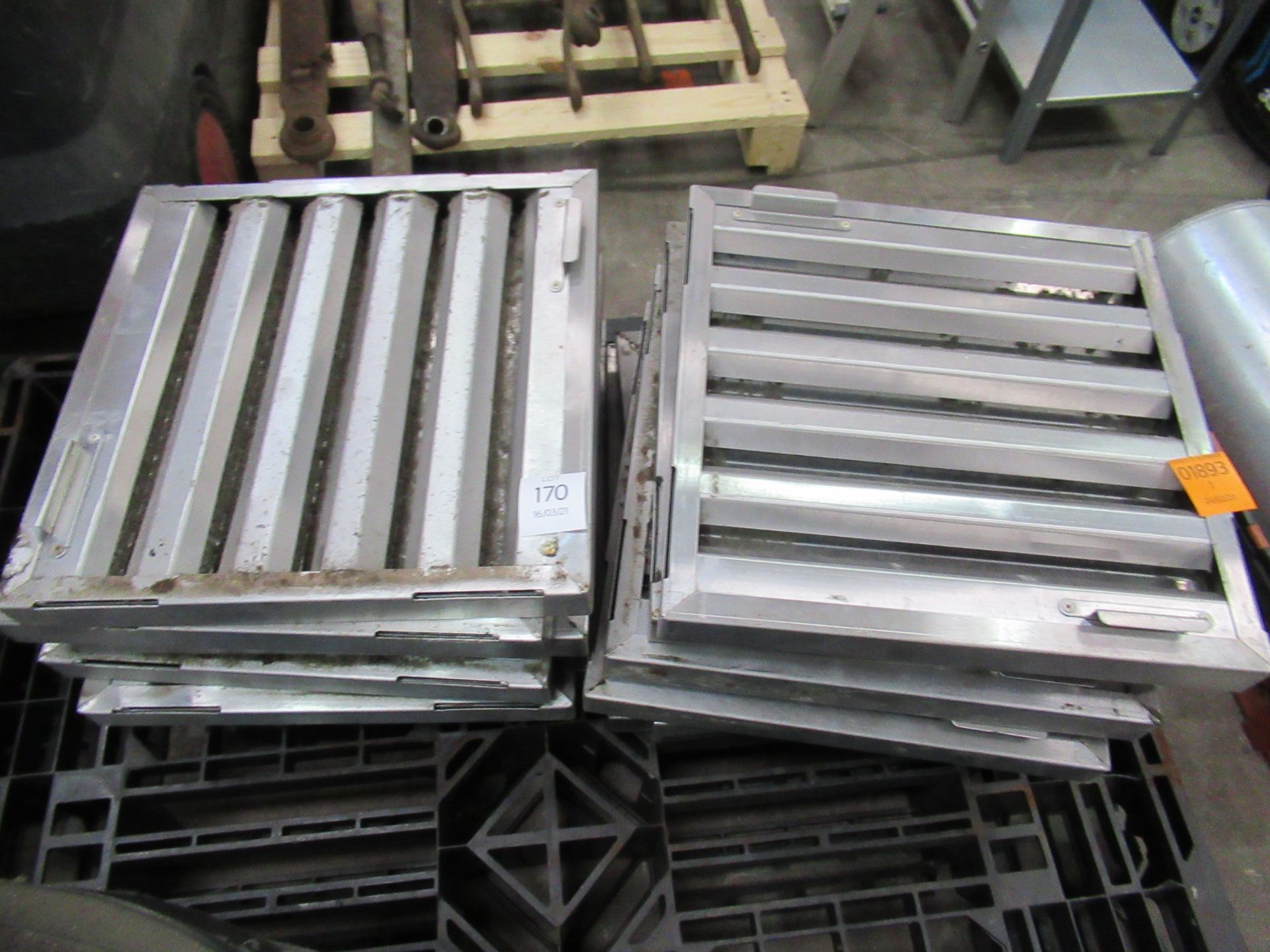 12 x stainless steel filter covers