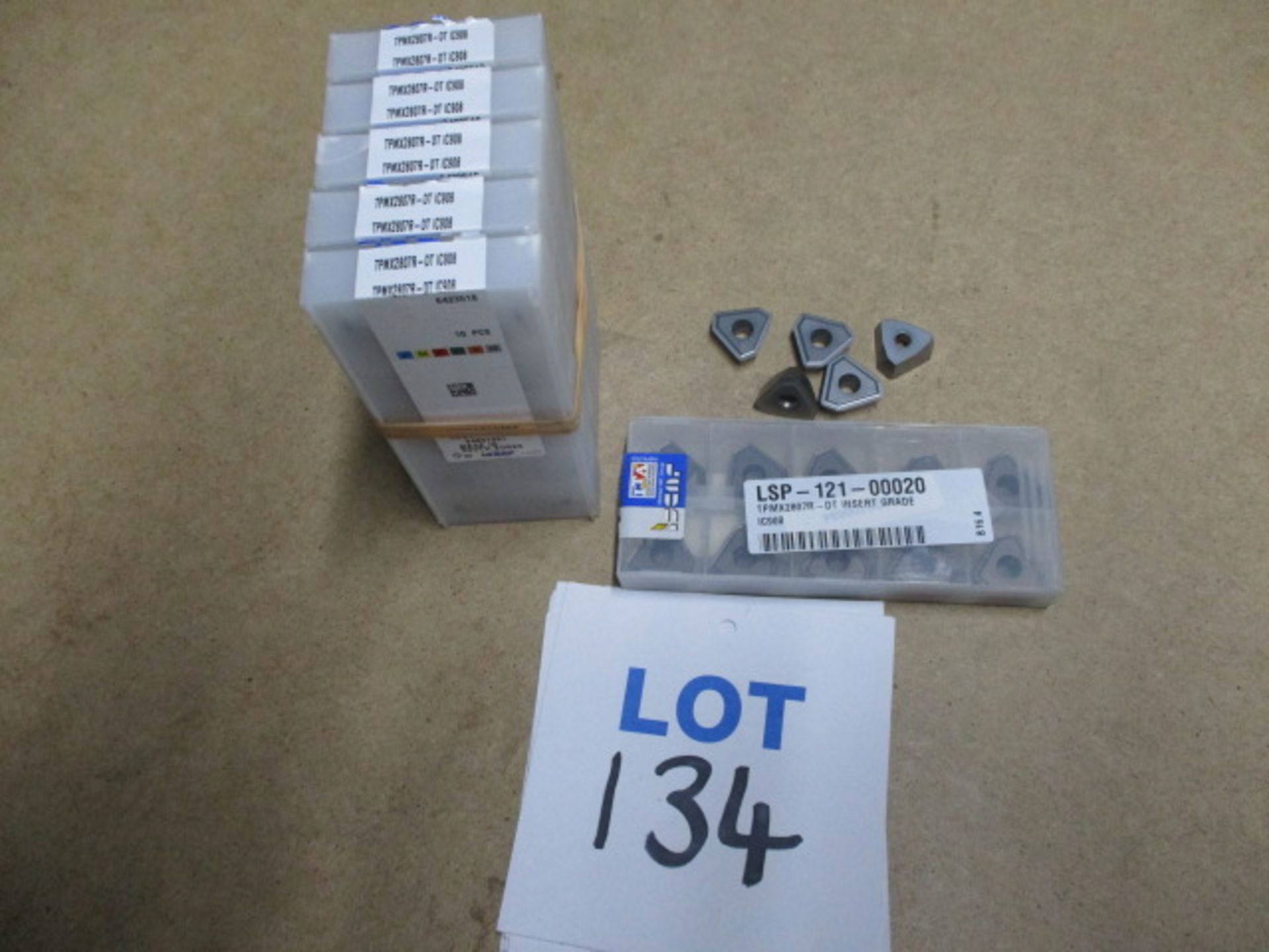 Indexable carbide inserts