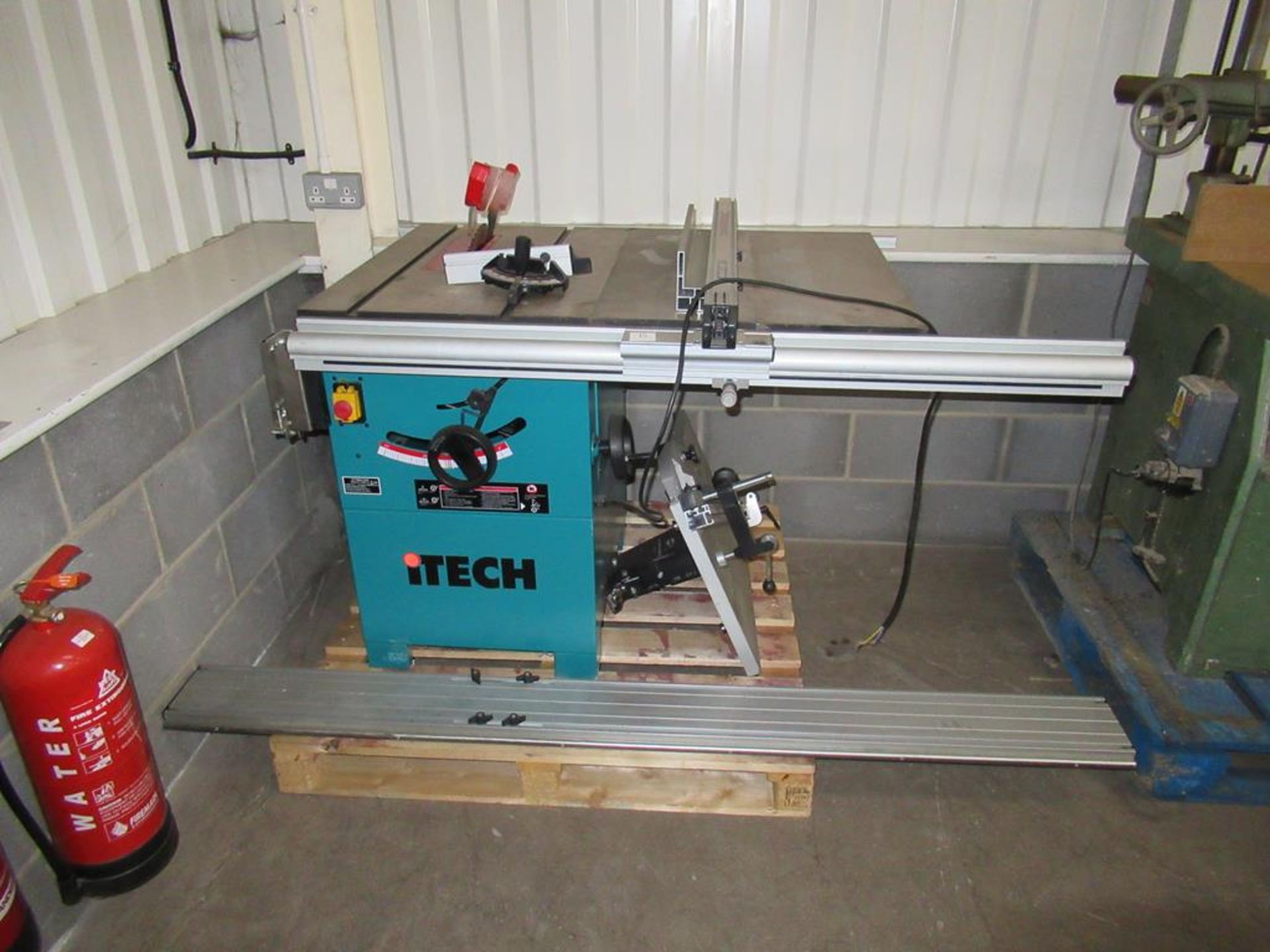 ITECH 01332 250mm Table Saw