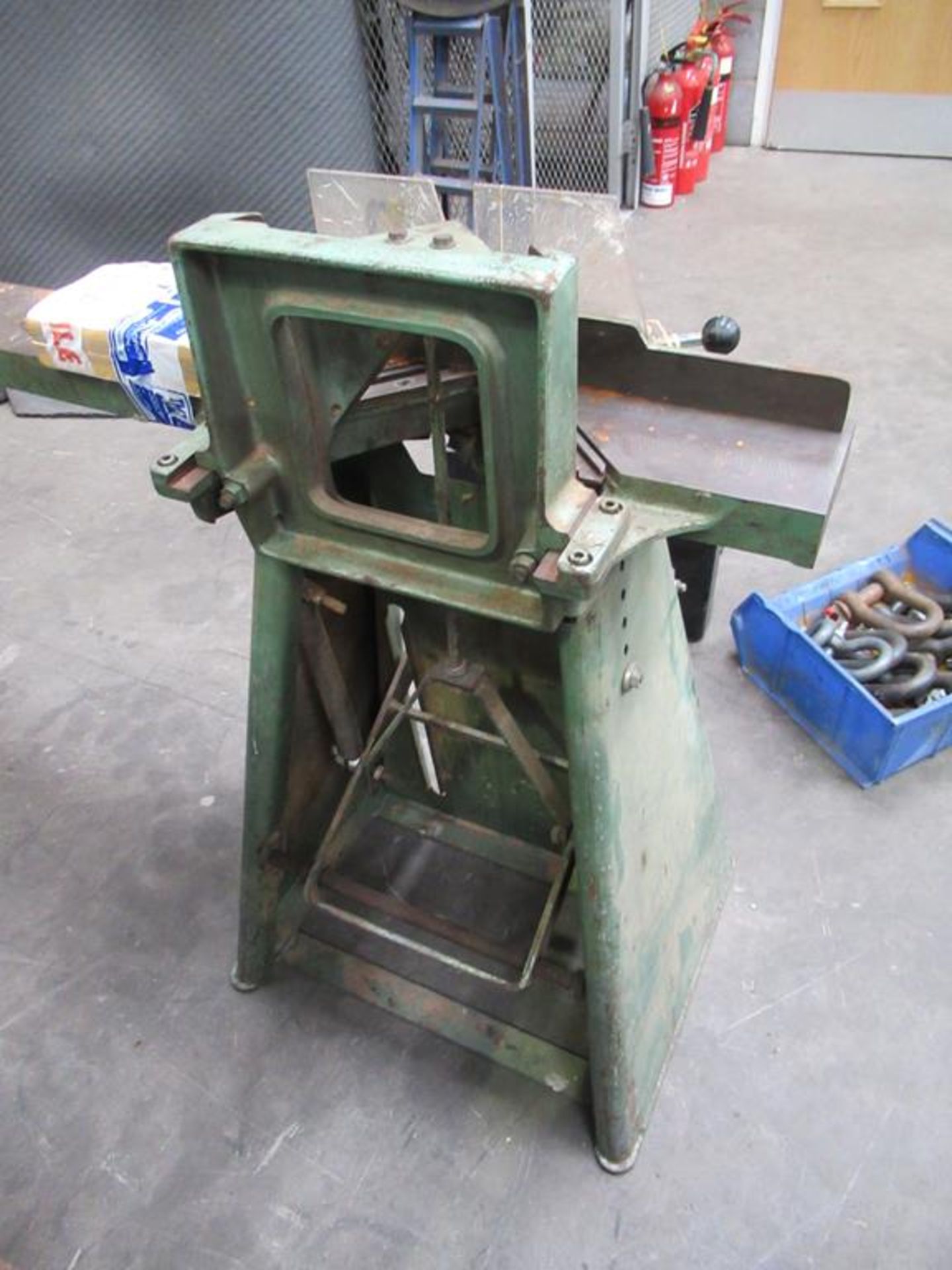 A Moro Mitre Guillotine, foot pedal operated - Image 4 of 5