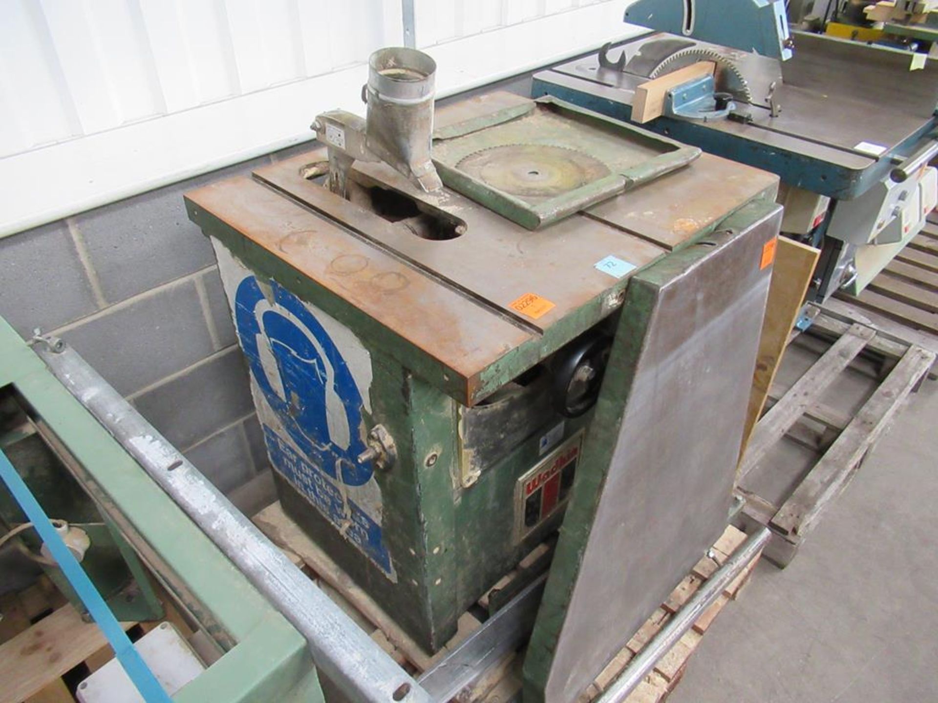 Wadkin AGS 250/300 saw bench. - Image 4 of 9