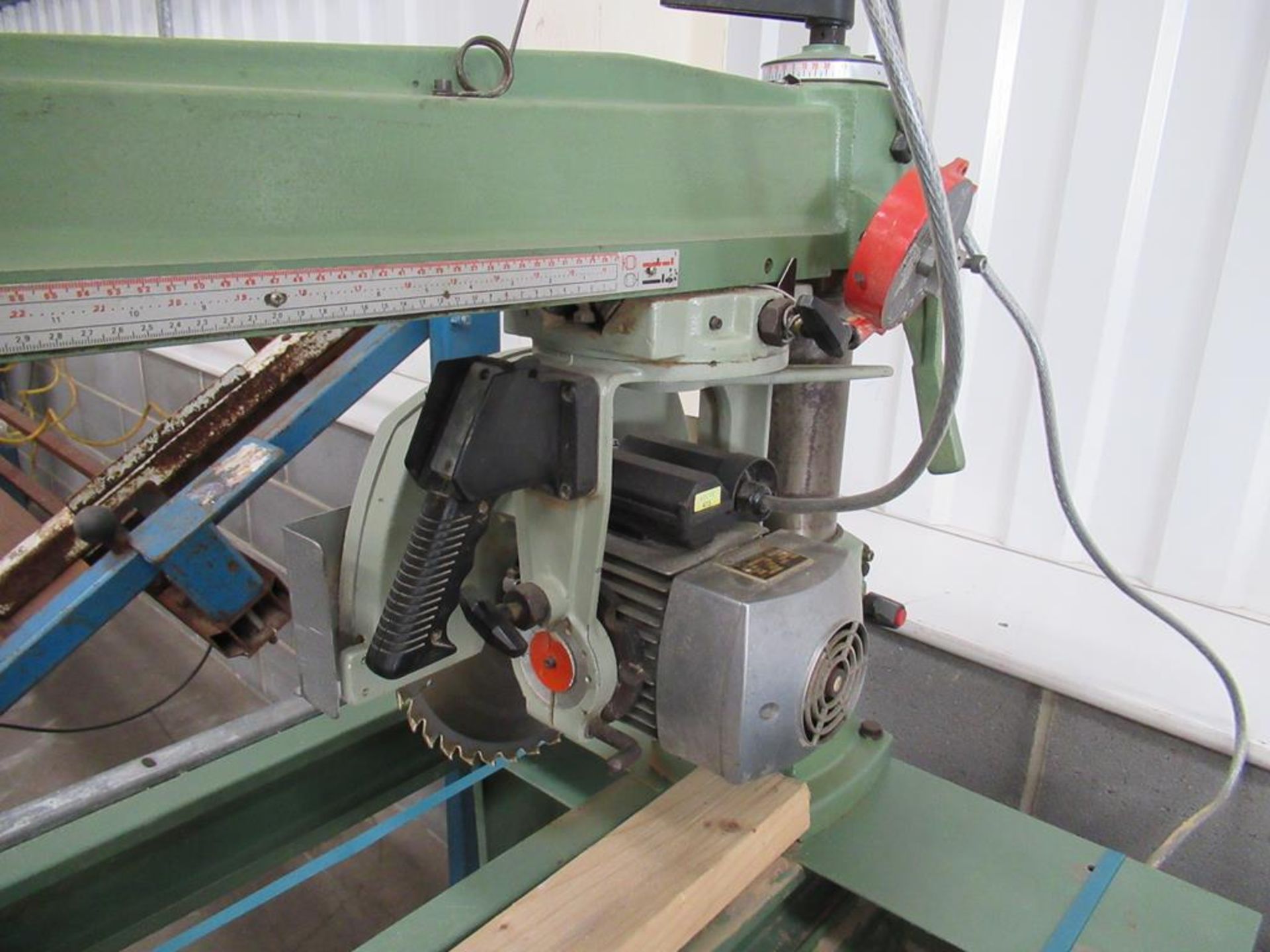 A rolessional radial arm cross cut saw, 415V, 3 phase. - Image 3 of 6