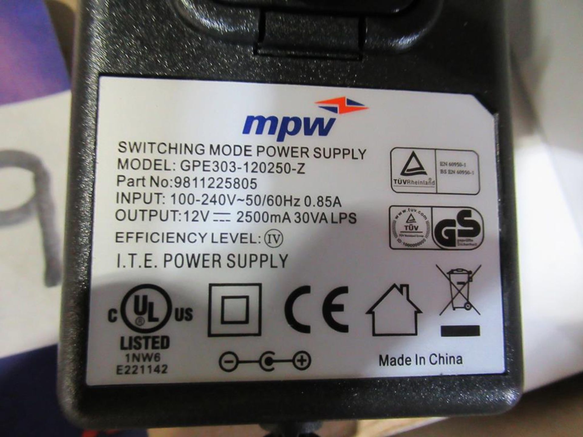 129x Switch Mode Power Supply 12V DC 2.5A 2.1x5.5mm DC Powerplug - Image 2 of 4