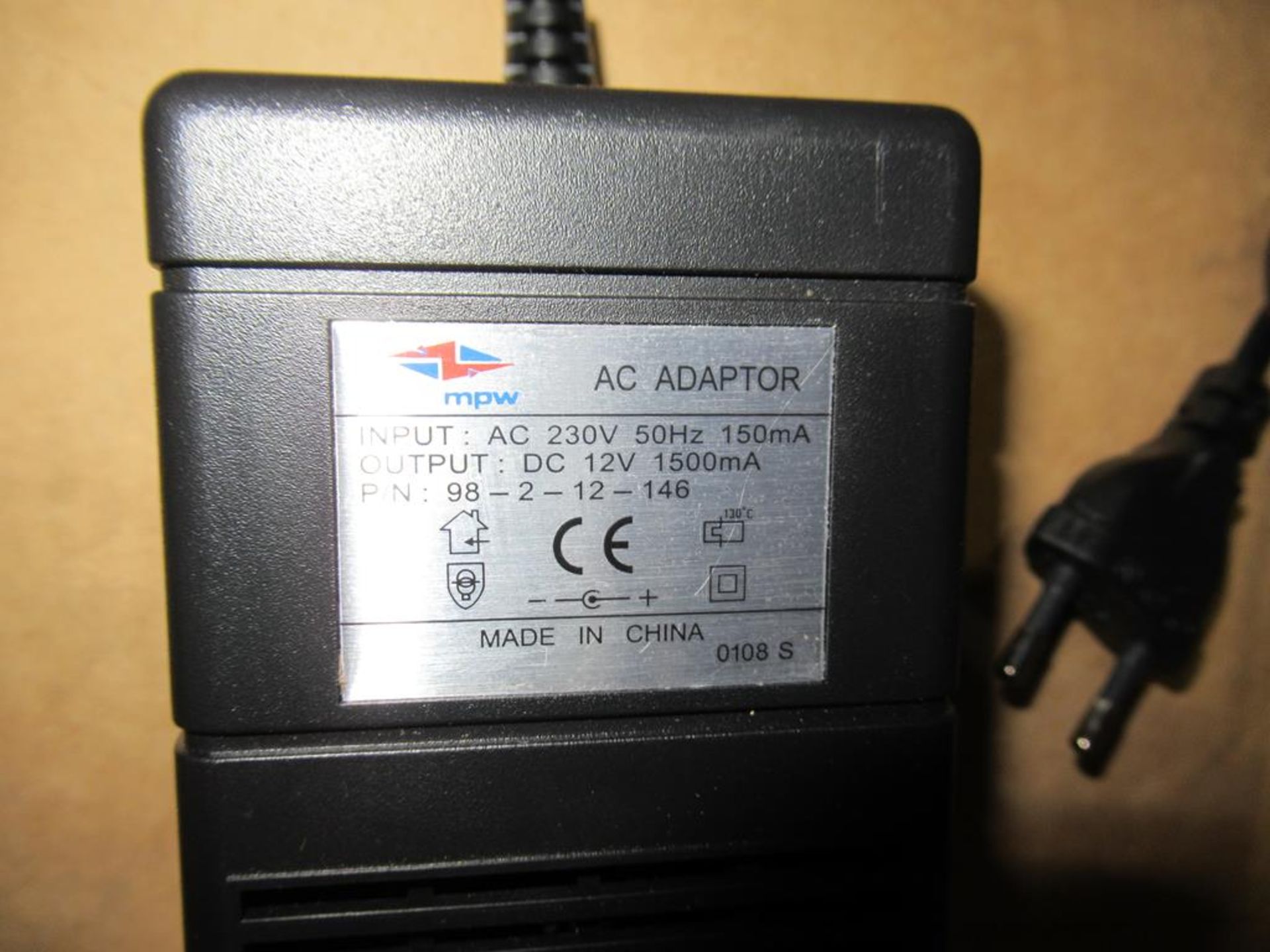 80x Linear DC Power Supply 12V DC 1.5A 2.1x5.5.5mm DC Powerplug. - Image 2 of 4