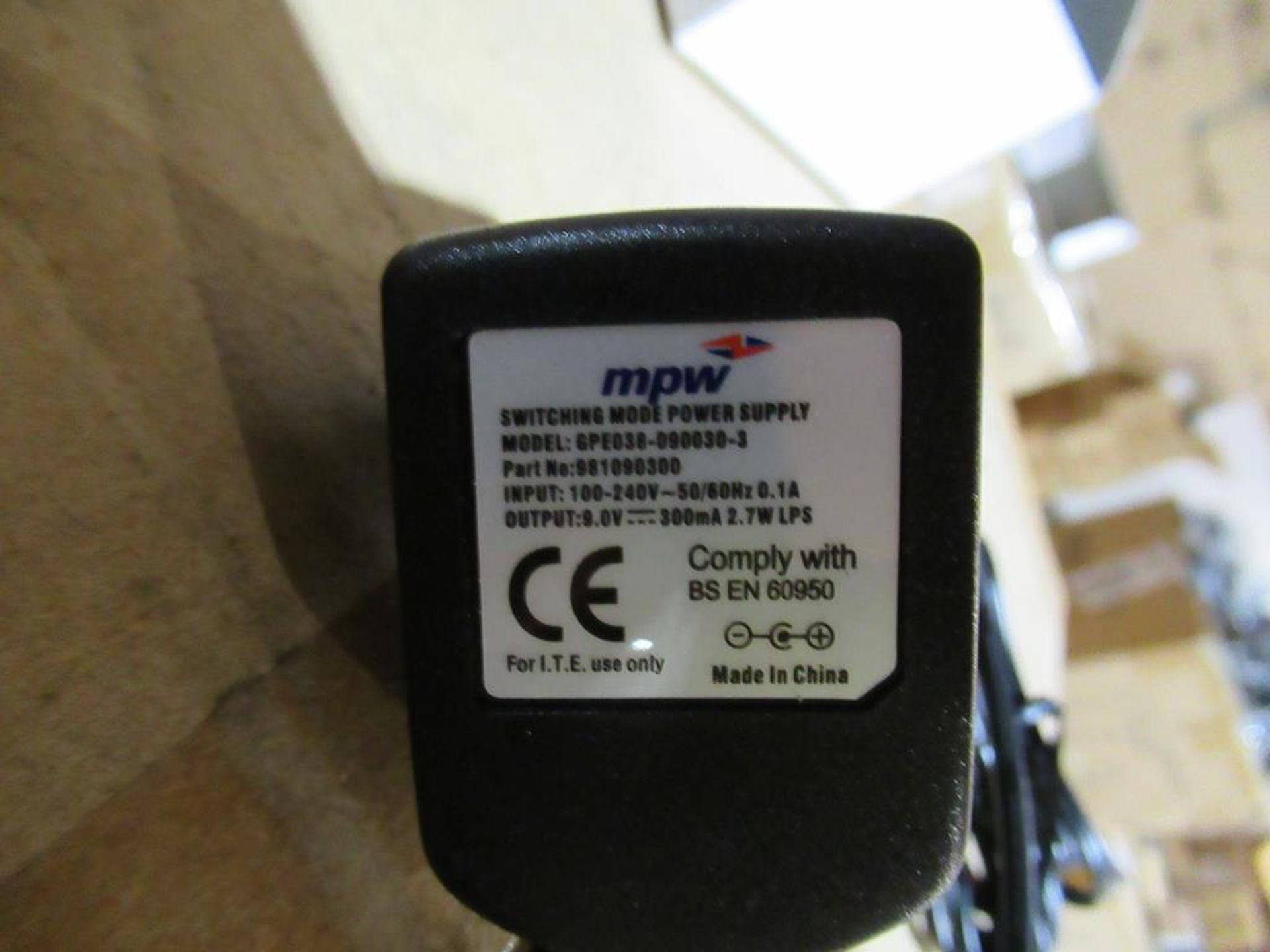 300x UK Plug in Switch Mode Power Supply 9V DC 300mA 2.1x5.5mm DC Powerplug. - Image 2 of 4