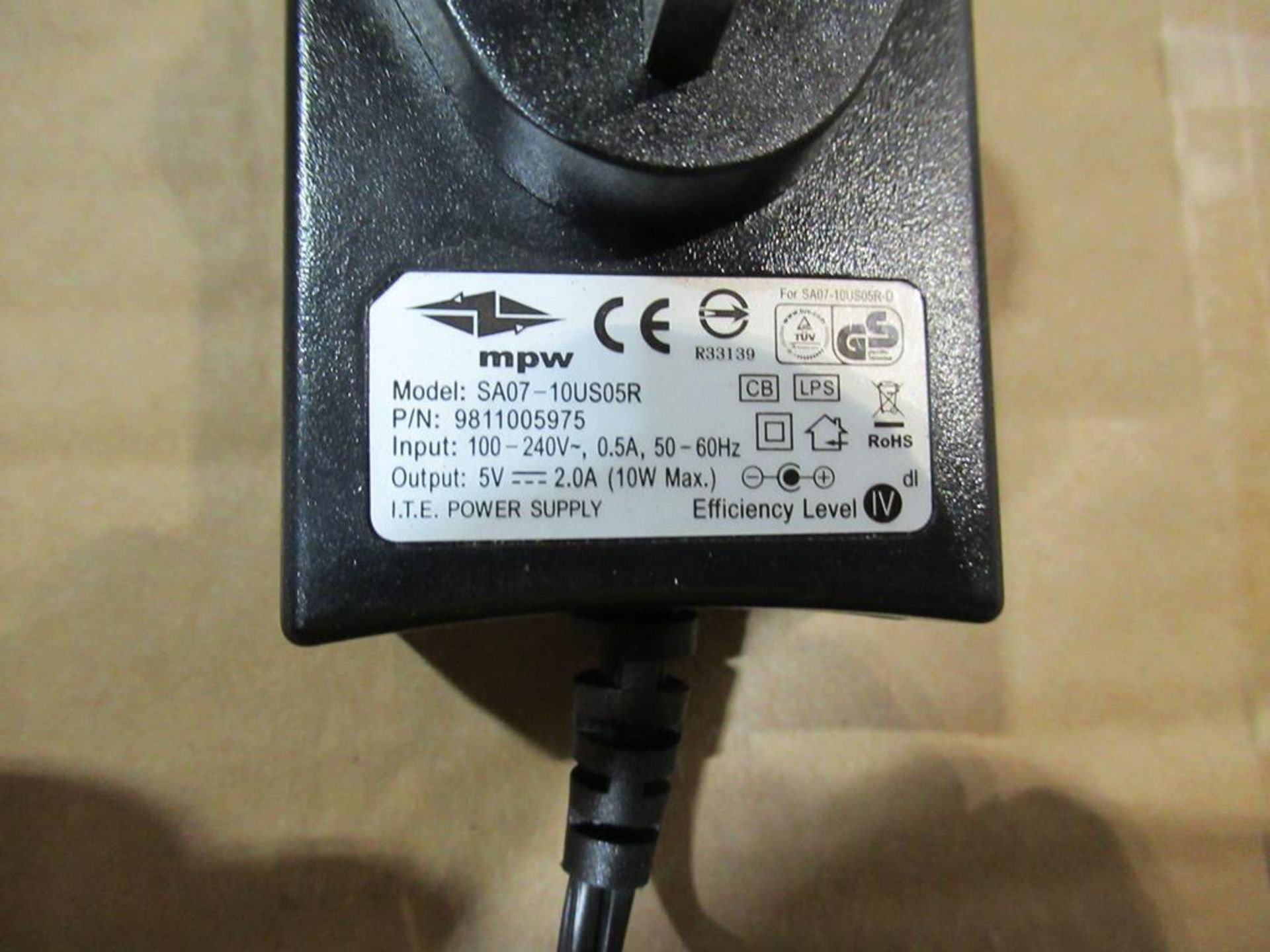 180x UK Plug in Switch Mode Mains Adaptor 5V DC 2A 2.1x5.5mm DC Powerplug - Image 2 of 4