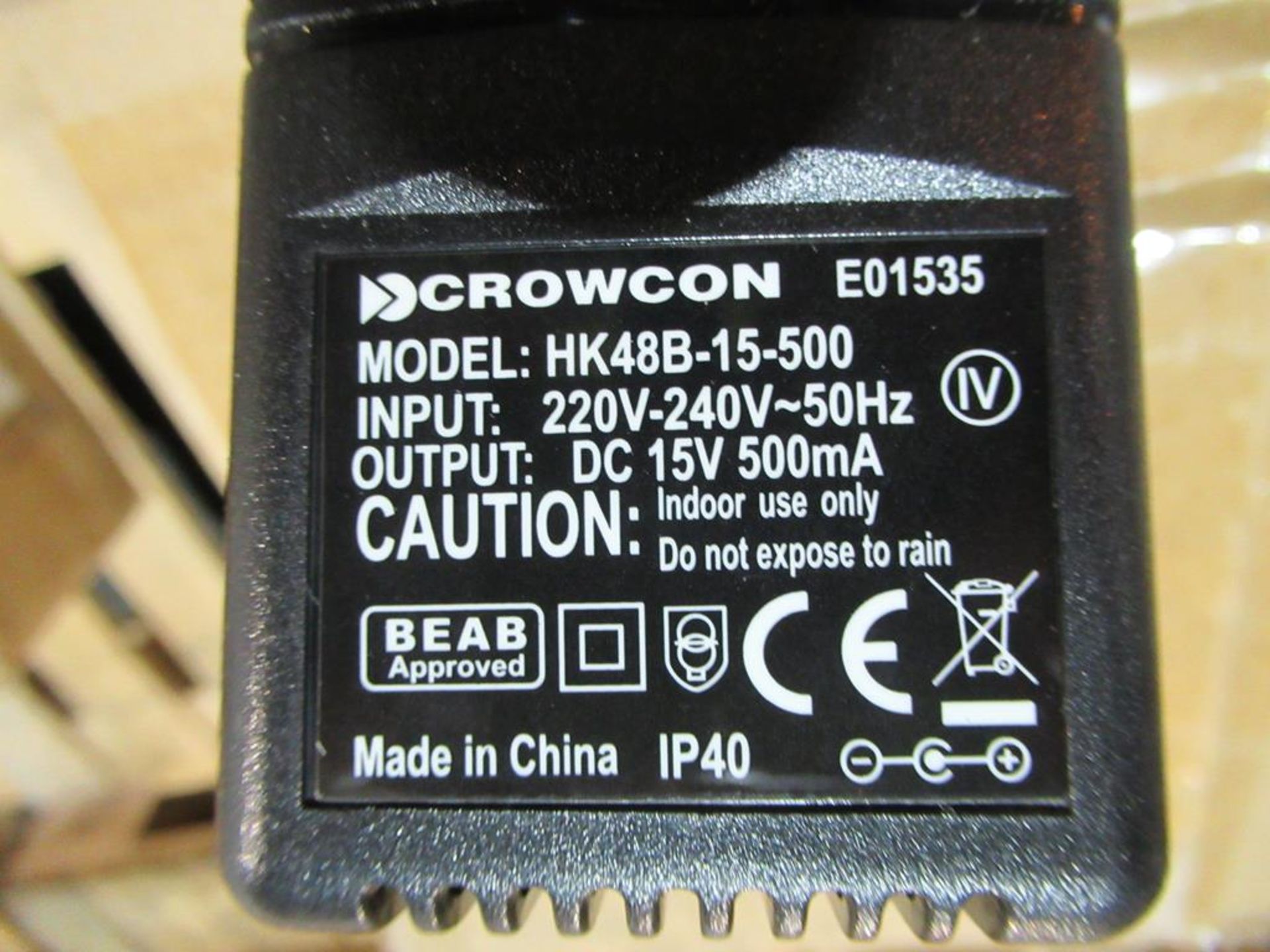 81x Crowcon UK Mains Adaptor HK48B-15-500 15V DC 500mA 2.1x5.5.5mm DC Powerplug - Image 2 of 4