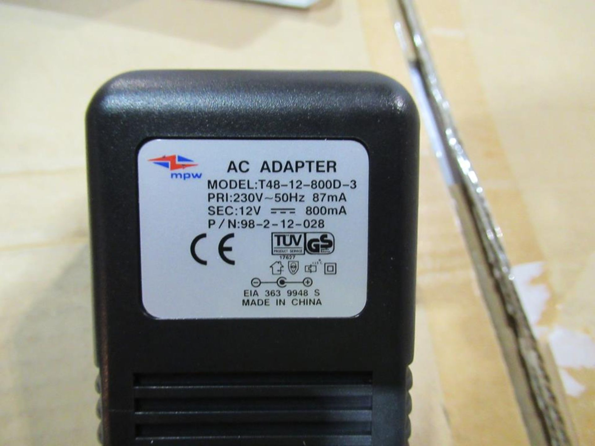 190x Linear Euro Mains Adaptor 12V DC 800mA 2.1x5.5mm DC Powerplug - Image 2 of 4