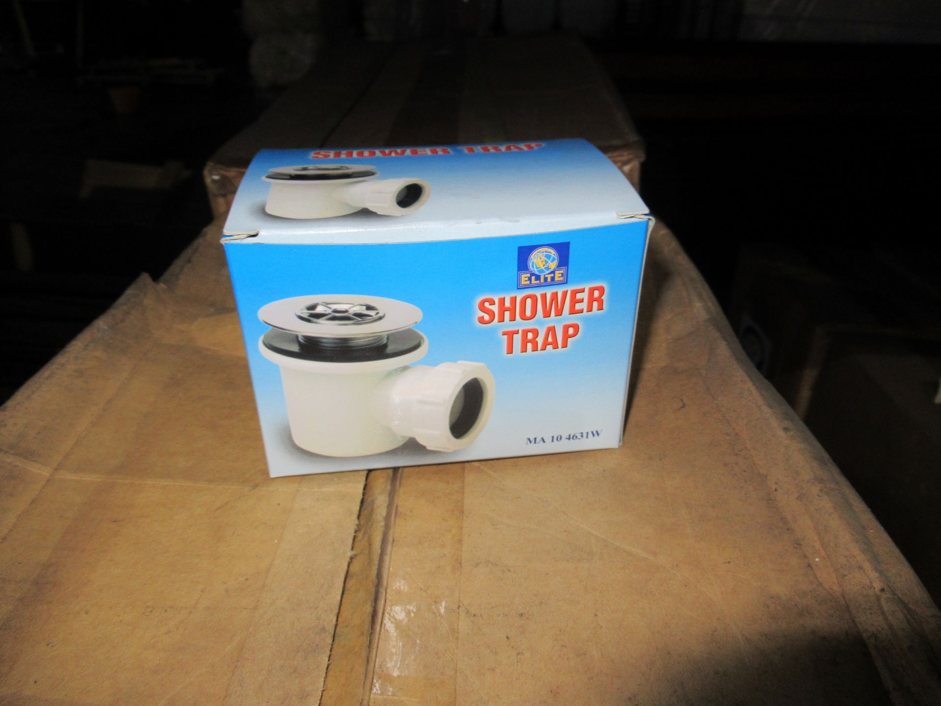 Approx. 4 Boxes x QTY 50 MA104631W - White Shower Trap with Removeable Centre