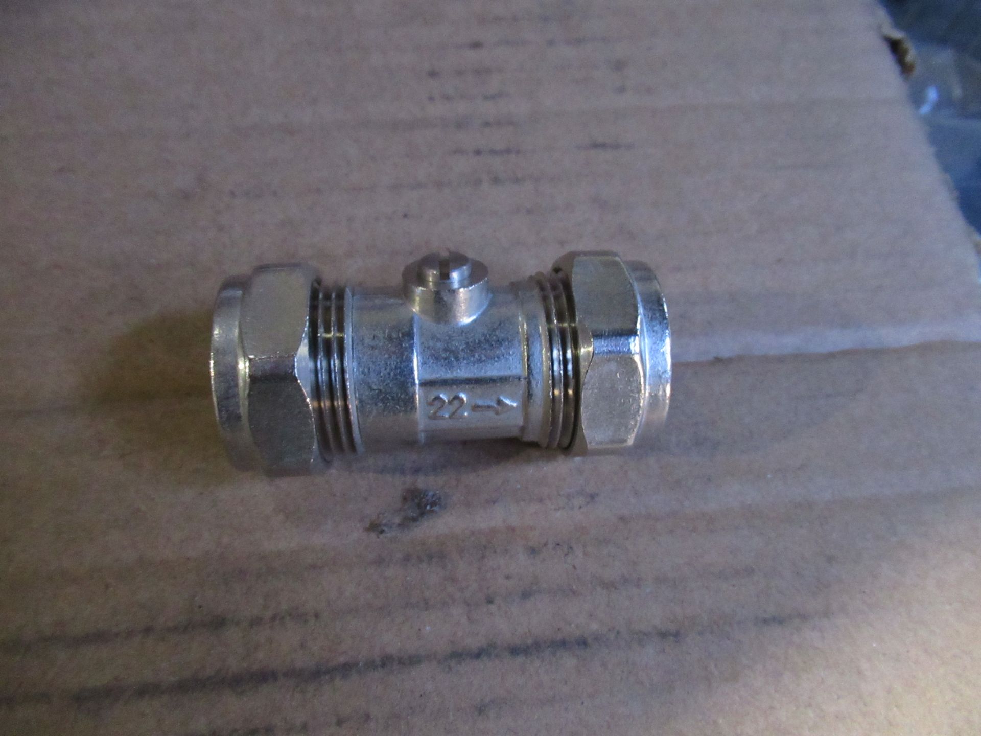 Approx. Quantity 120 22mm Chrome Isolating Valve