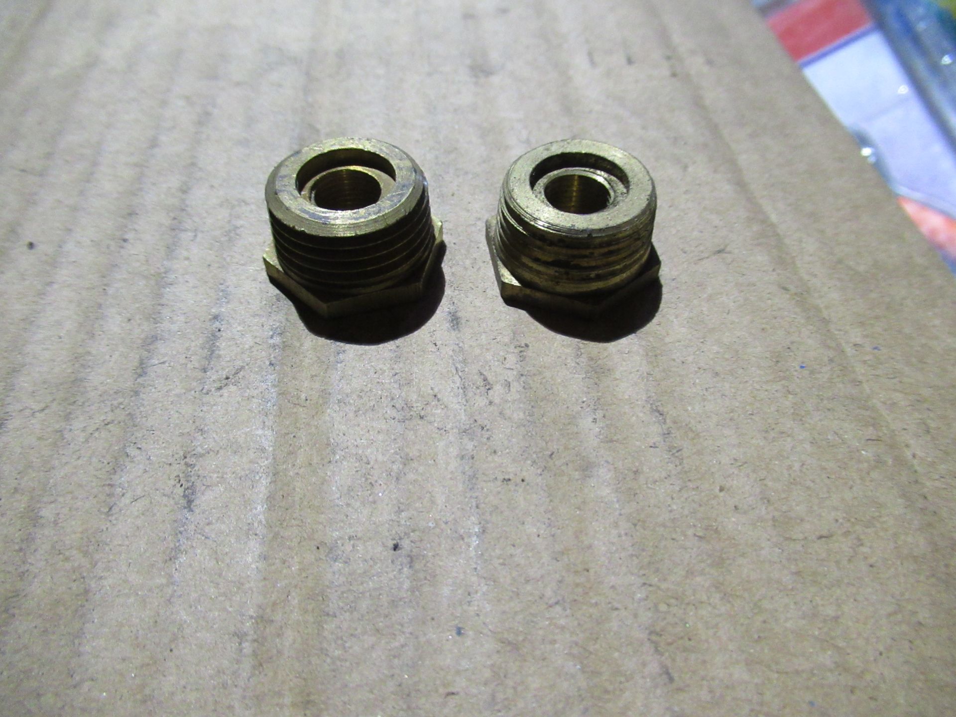 Approx. 500 Brass BSP Bush ½” x ⅛”