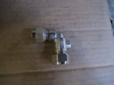 Approx. Quantity 200 Chrome Bent Service Valve 15mm x 1/2 “