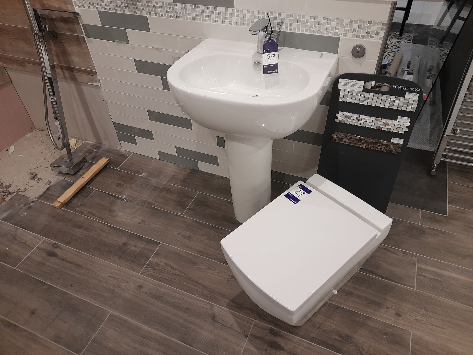 Flero pedestal and basin, with Tec studio tap to sink, and soft close toilet