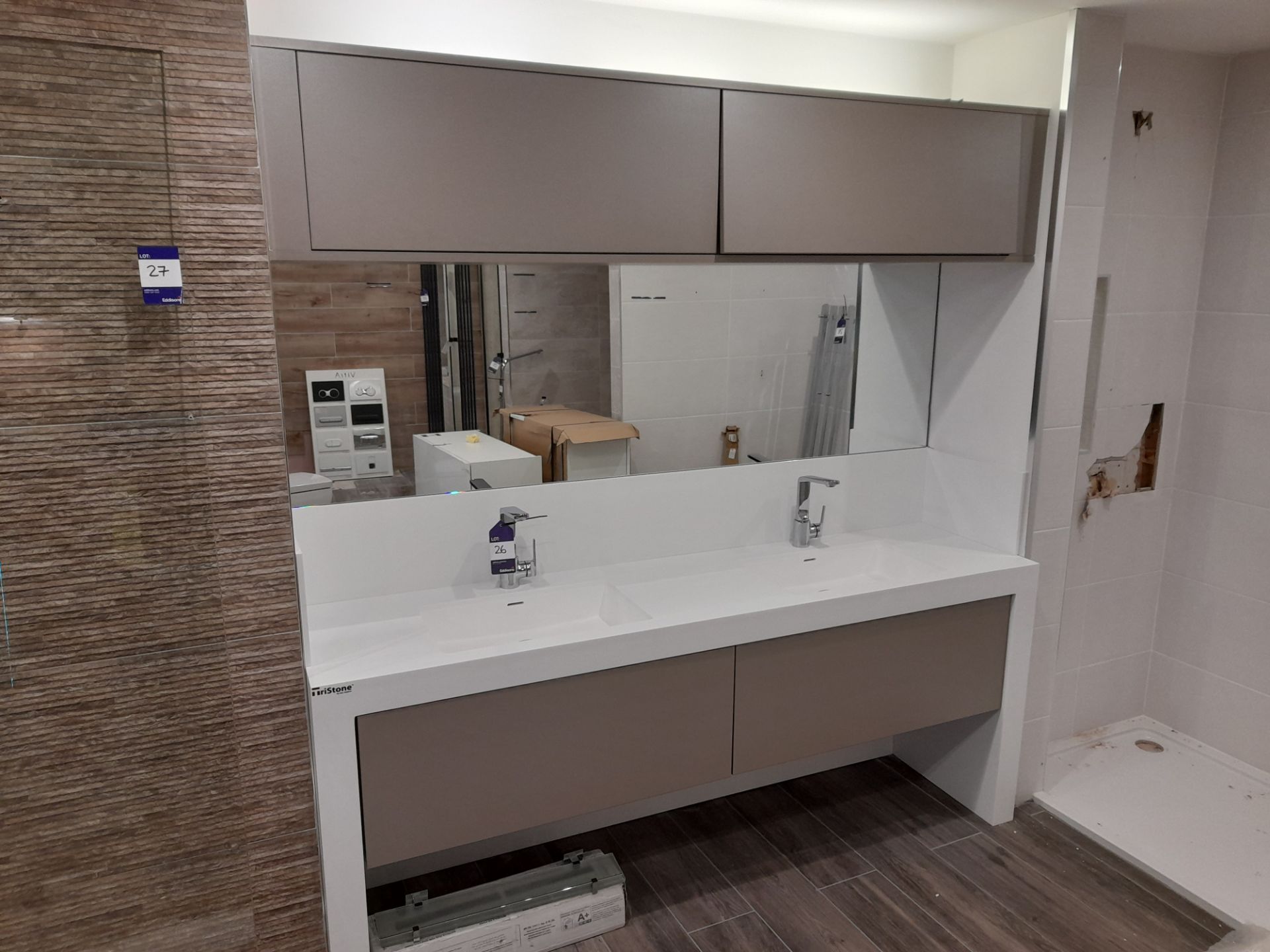 Bathroom suite (approx. 1970 x 480 x 810) comprising unistone worktop, 2 x Corrian couples sink, 2 x