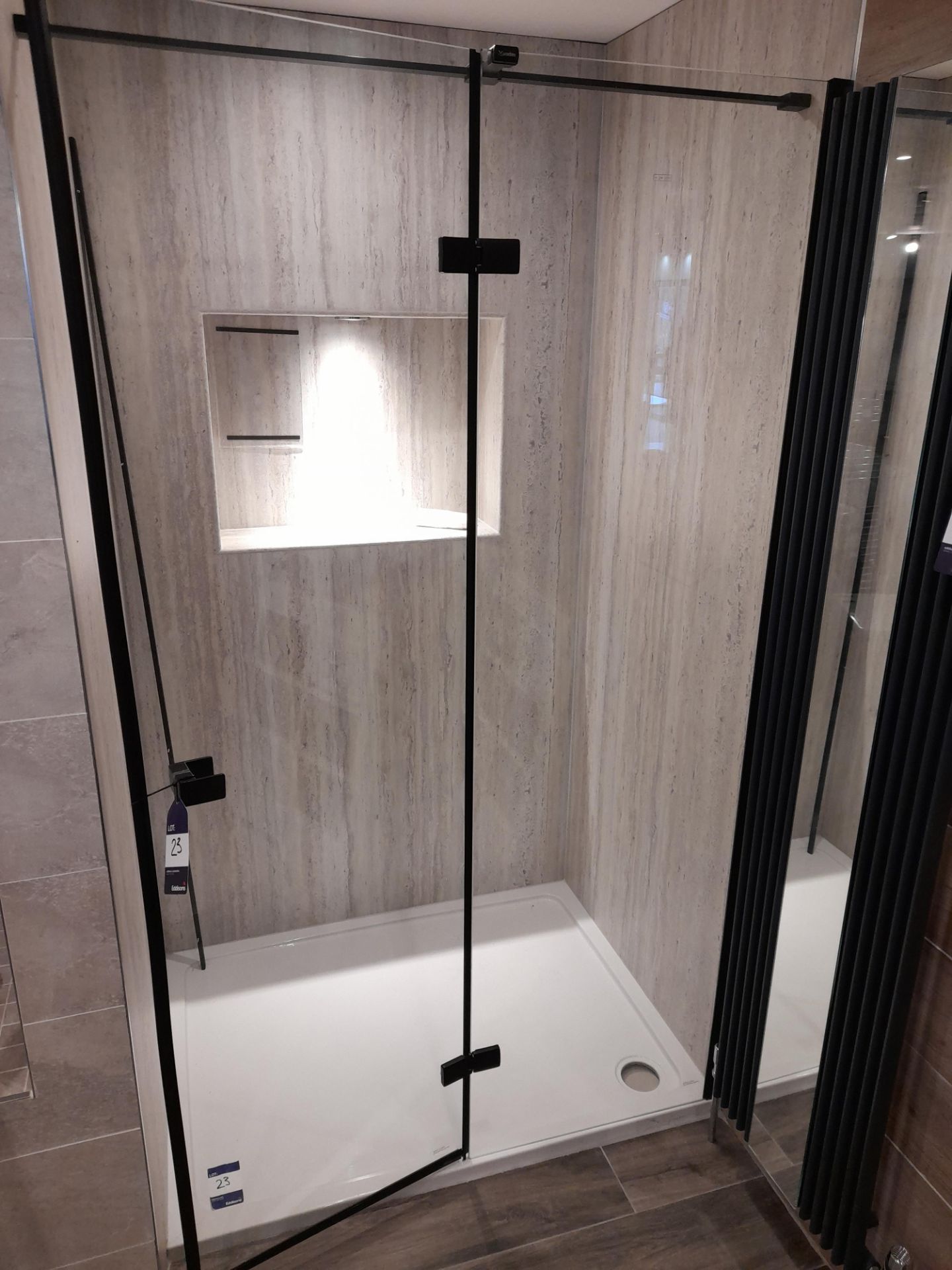 Stella hinged black shower door (Approx 1190 x 890