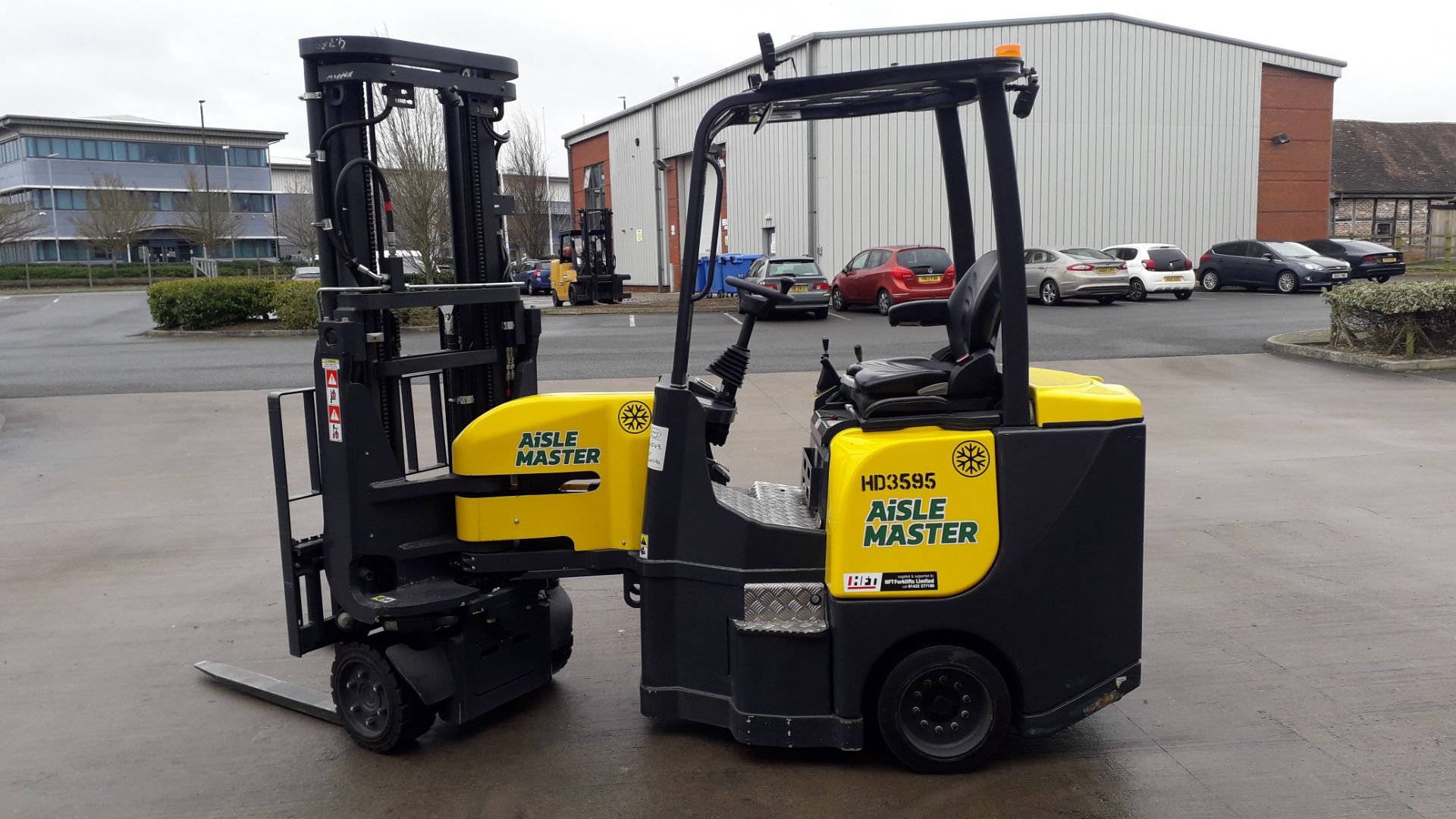 Aisle Master 15NE Electrical Forklift Truck Serial - Image 9 of 21