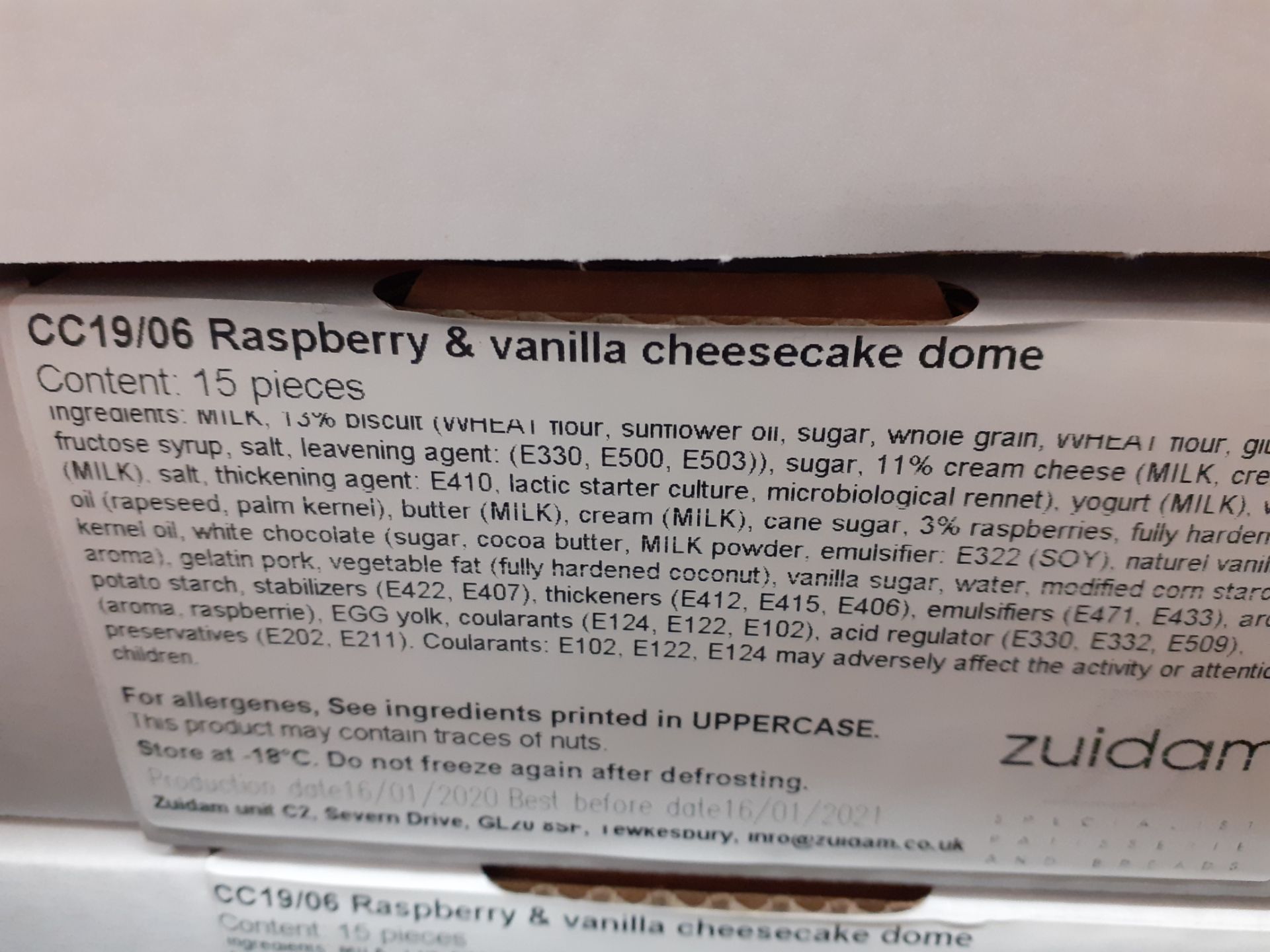 220 x CC19/06 Raspberry & vanilla cheesecake dome - Image 3 of 3