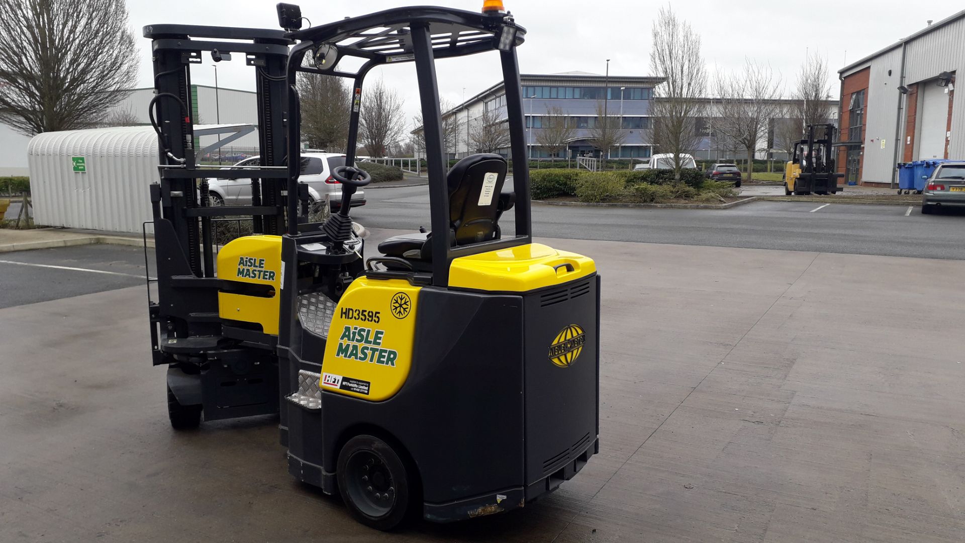 Aisle Master 15NE Electrical Forklift Truck Serial - Image 10 of 21