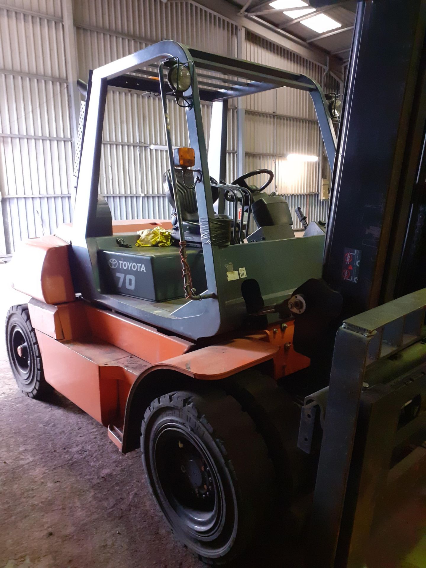 Toyota 50-5FD70D 7000kg Forklift Truck, max height 4.8m Serial Number 50SFD7OE3025 (2012) fitted - Image 5 of 5