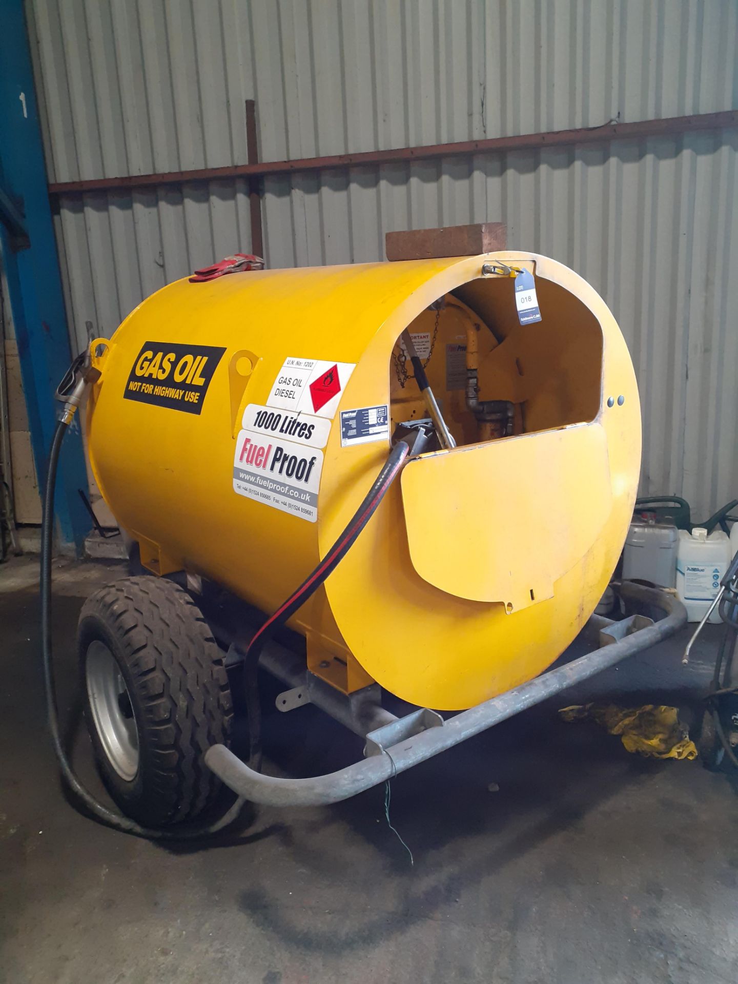 Fuel Proof Steel Double Skinned Towable Fuel Bowser, Serial Number 7834 (06/09) fitted Manual Fuel