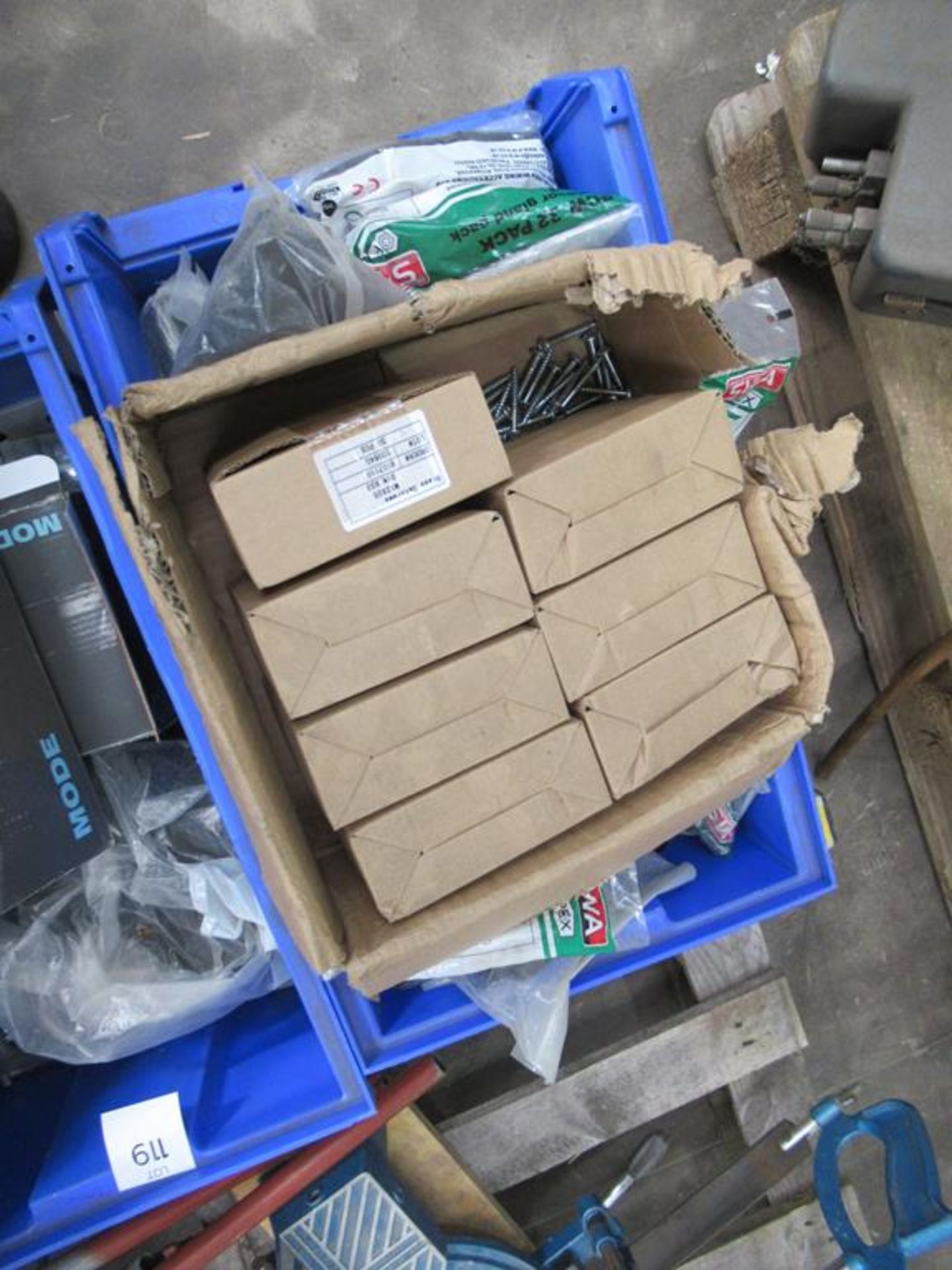 Pallet to contain Various Hand Tools, Bolts, Spare Parts etc. - Image 4 of 5