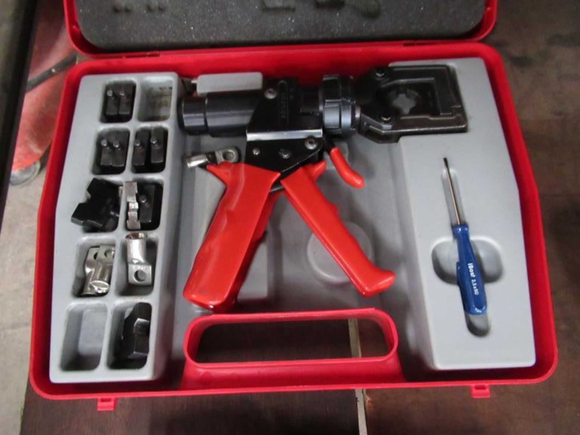 2x Manual Crimping Tools (One in Case) - Image 2 of 3