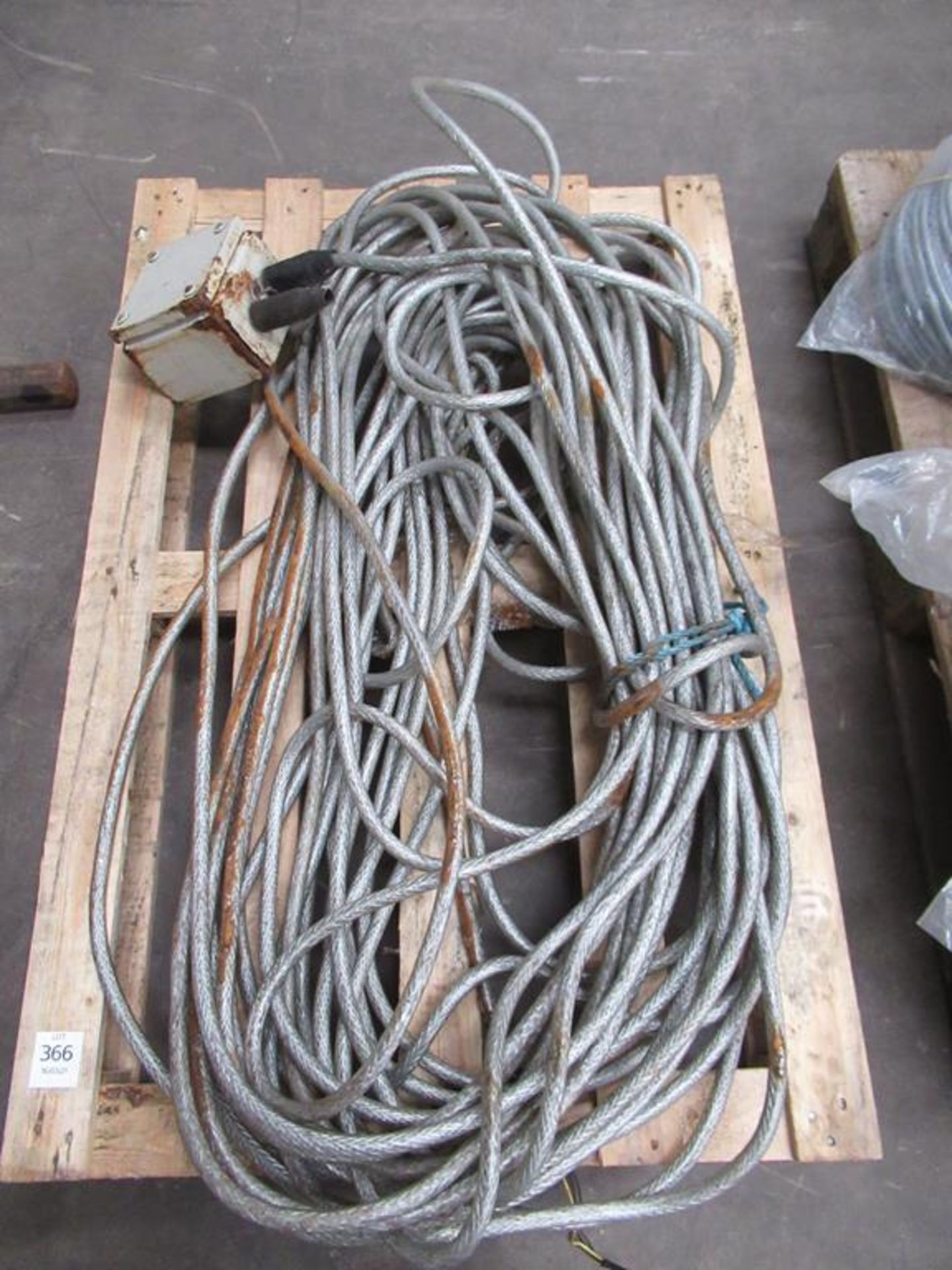 Long Length armoured extension lead (used)