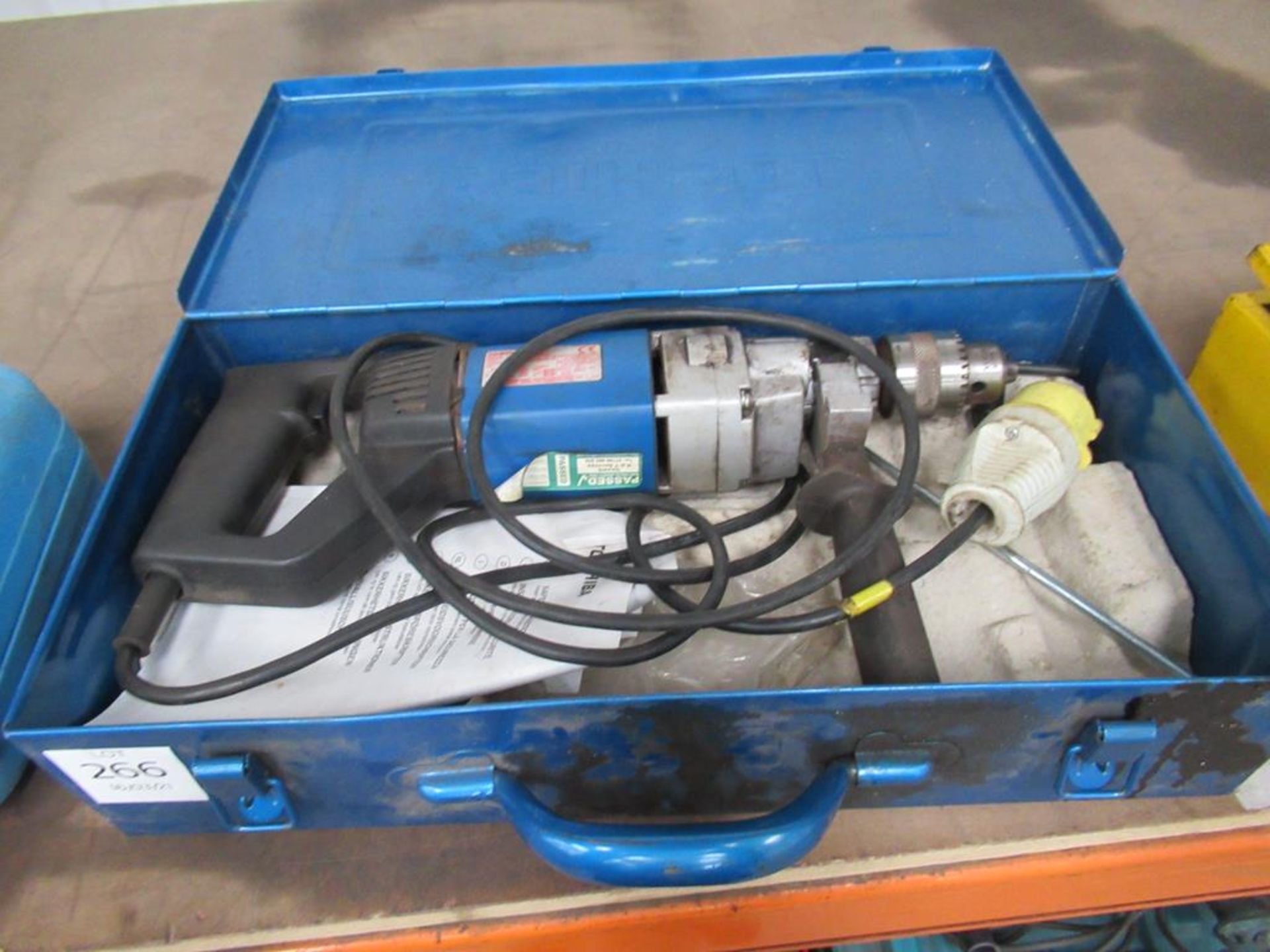 Toshiba PDP-16 hammer drill in case (110V)