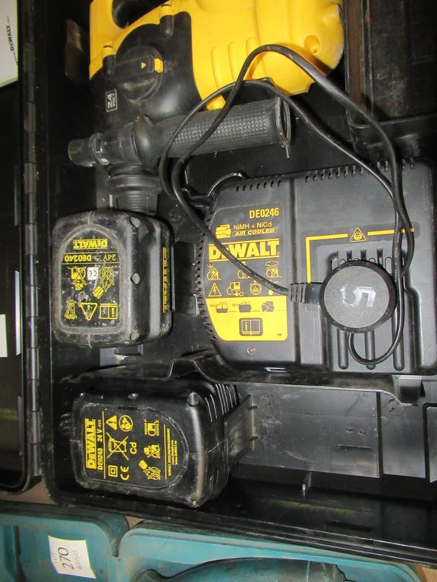 DeWalt cordless rotary hammer drill with 3 x batteries and charger in case - Image 3 of 4