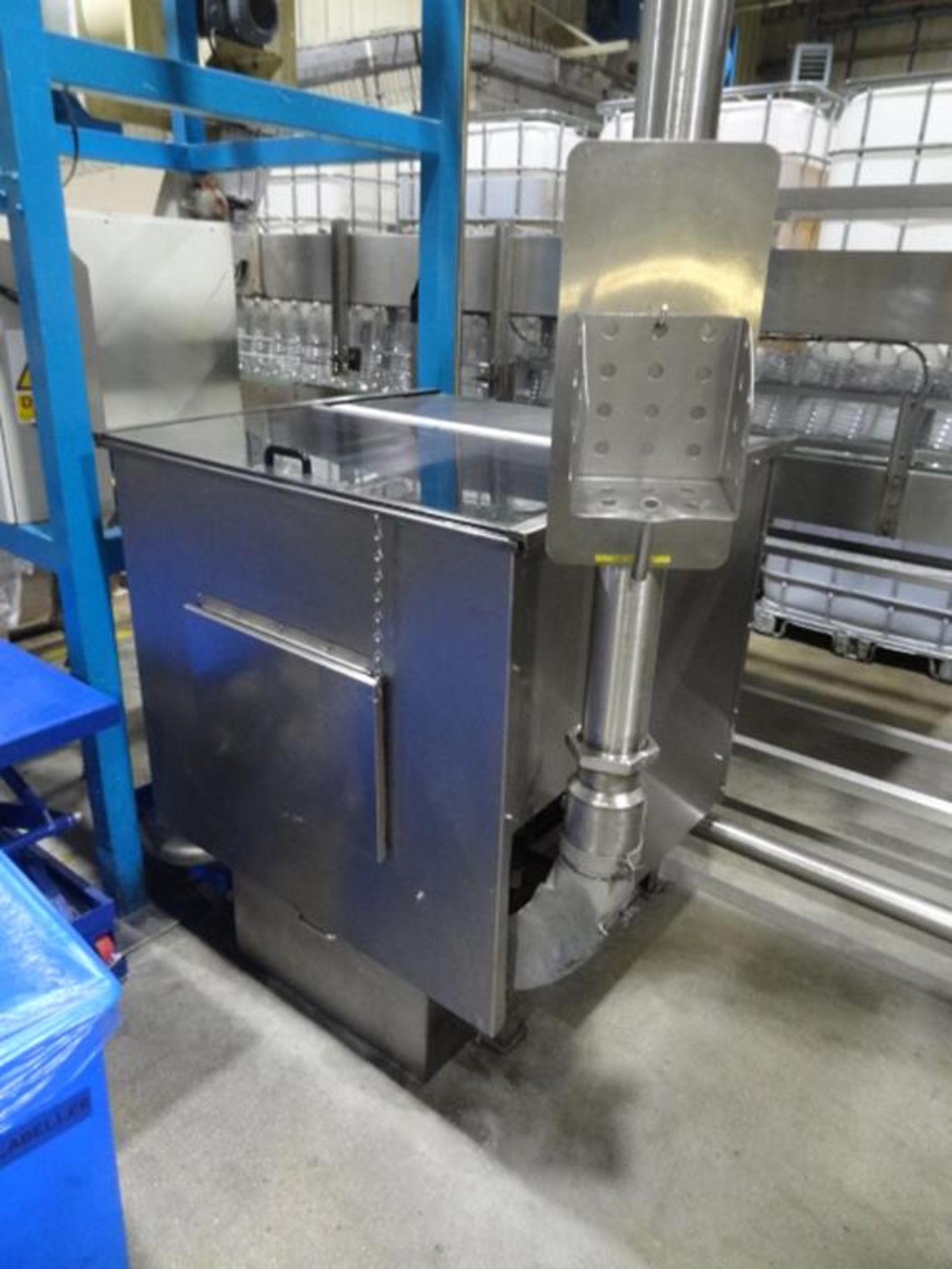 Sasib Comaco 1 12 Head volumetric bottle filler for 2 and 3 Ltrs - Image 9 of 11