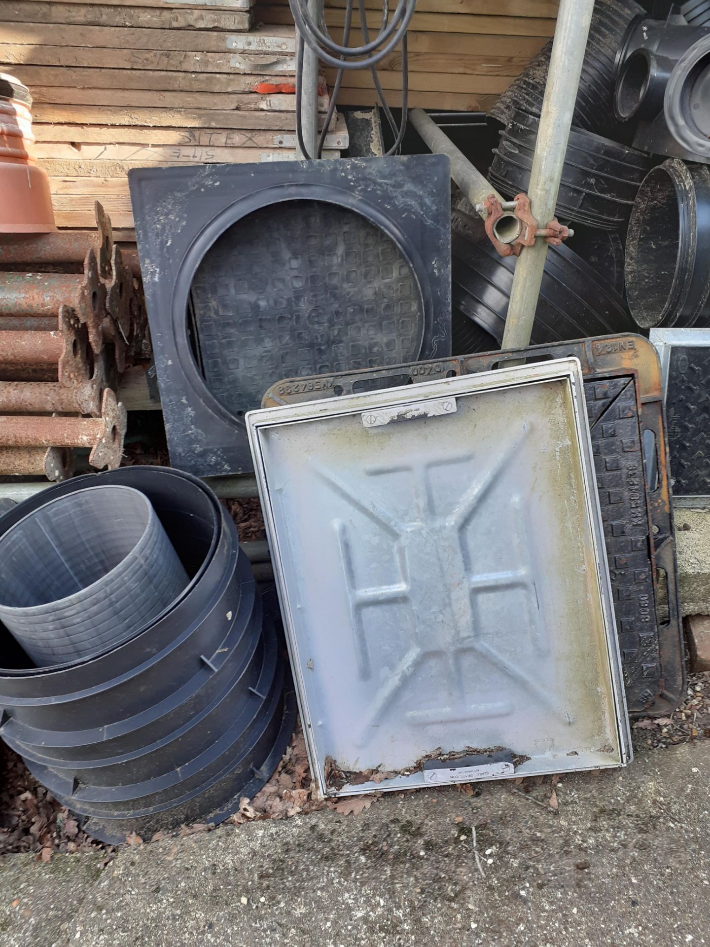 Approx. 30 Manhole Covers, Plastic Manholes & Plastic Inspection Chambers - Image 4 of 5