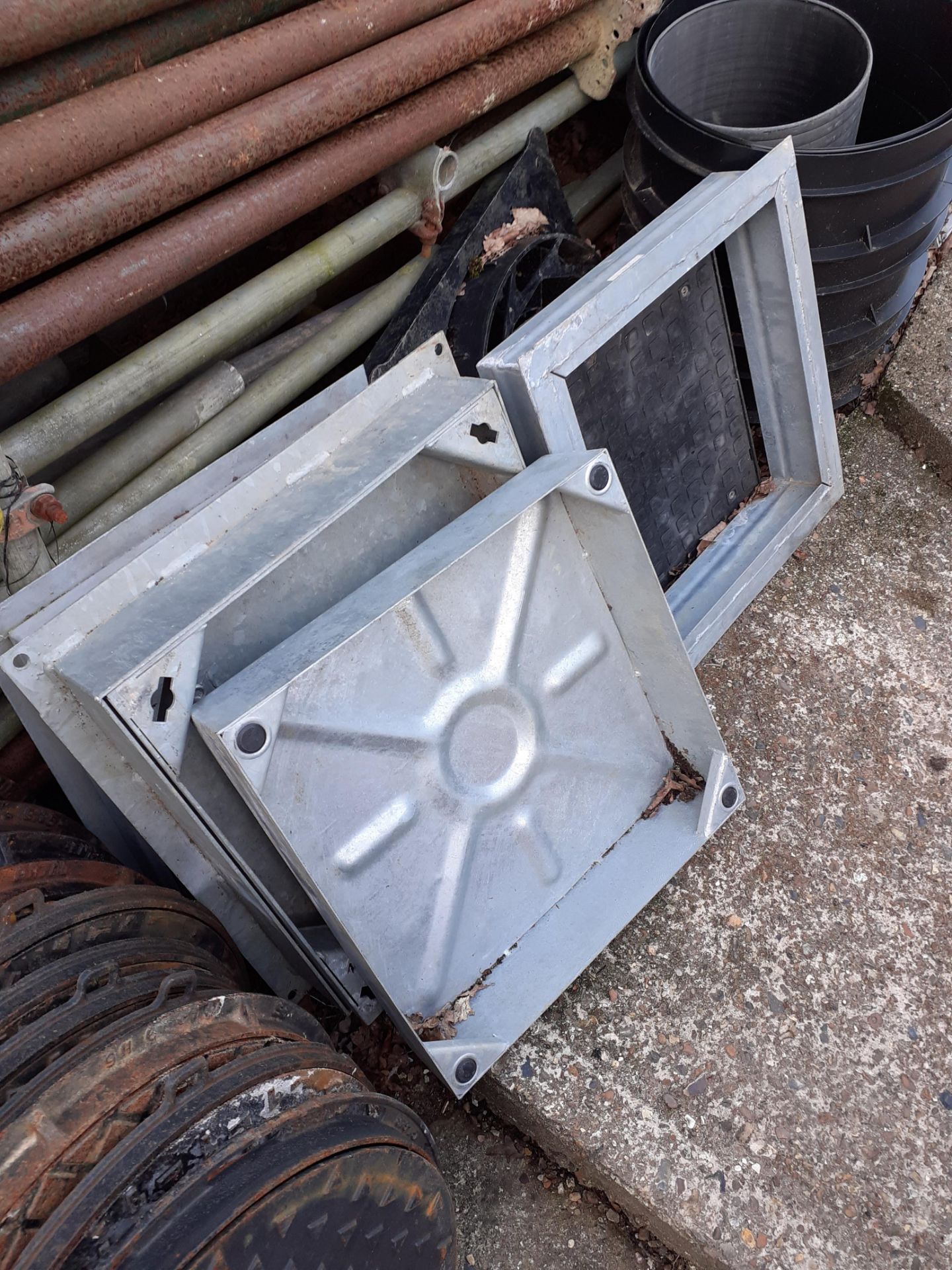 Approx. 30 Manhole Covers, Plastic Manholes & Plastic Inspection Chambers - Image 3 of 5