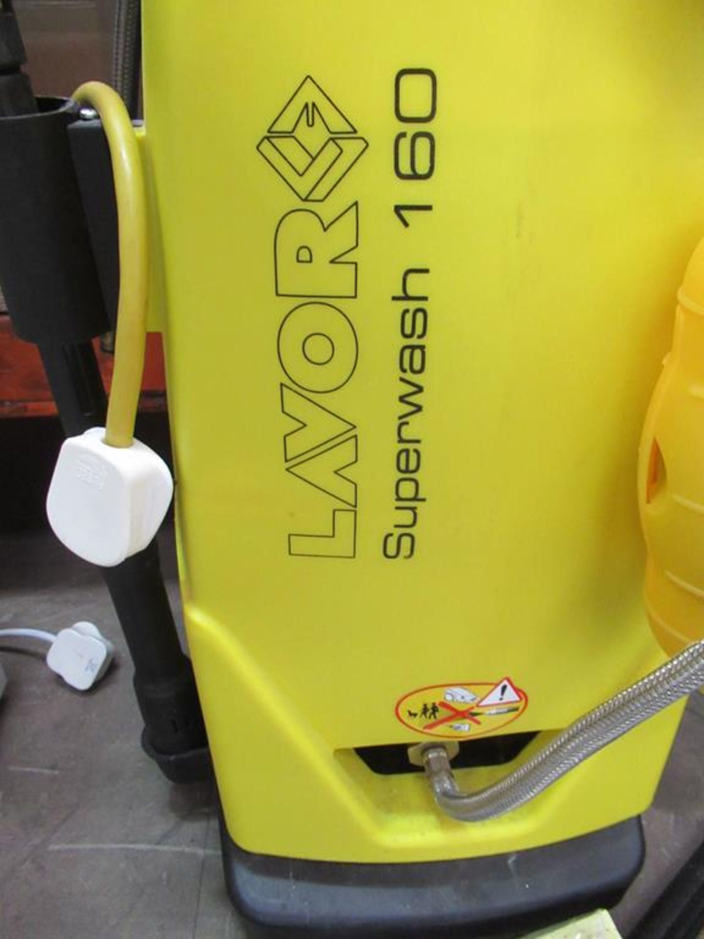 Lavor Super Wash 160 pressure washer with attachments and garden hose cart - Image 5 of 5