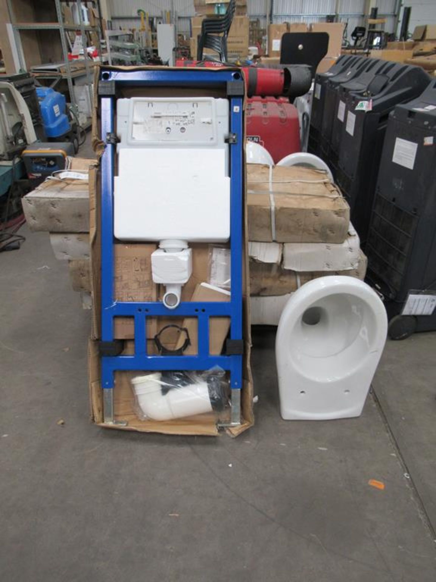 Concealed toilet kit, including ceramic pan (boxed) - Image 2 of 4